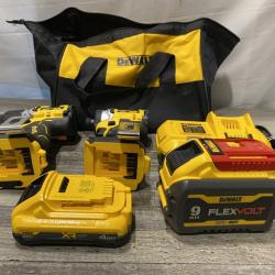 AS-IS DEWALT 20V Lithium-Ion Cordless 2-Tool Combo Kit