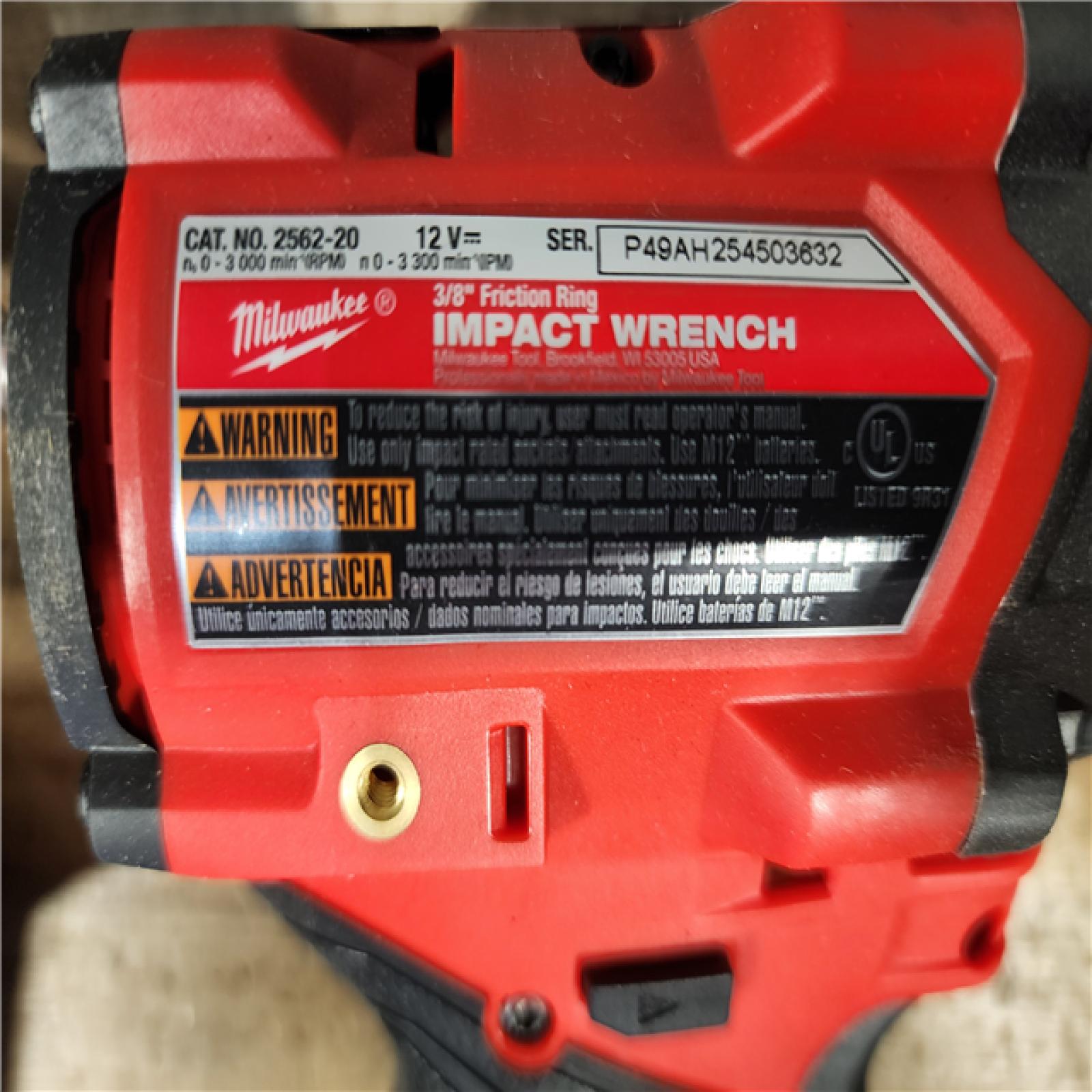 HOUSTON LOCATION - AS-IS MILWAUKEE 3 TOOL COMBO