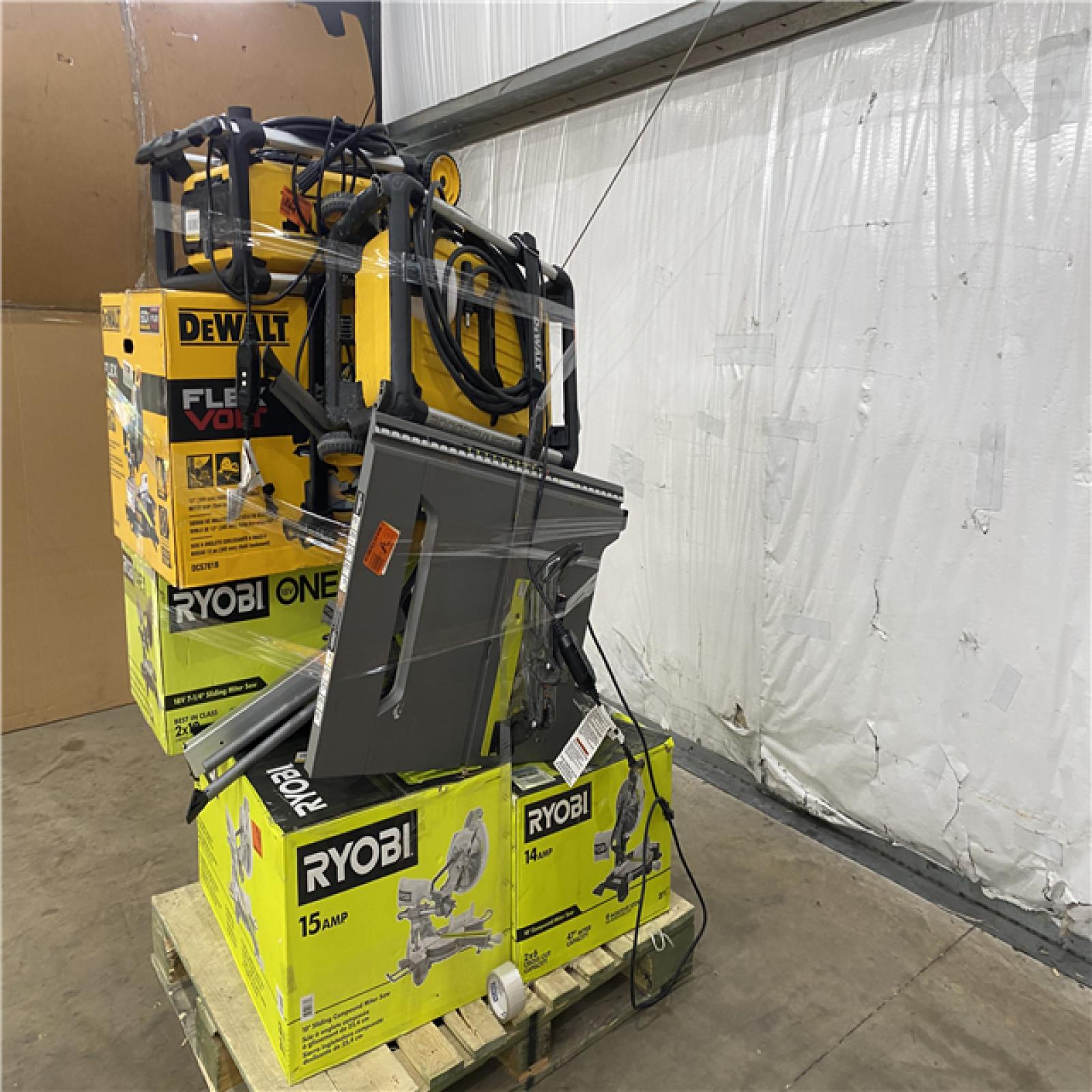 Houston Location AS IS - Tool Pallet