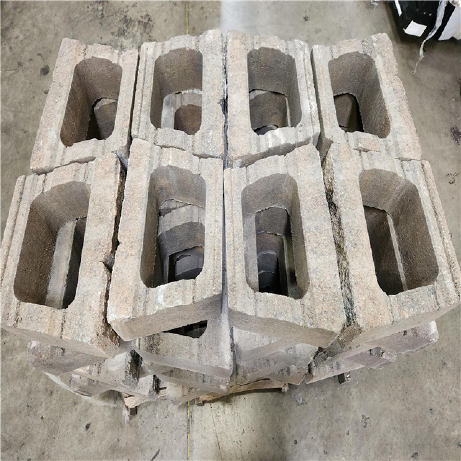 Phoenix Location Pavestone ProMuro 6 in. x 18 in. x 12 in. Winter Blend Concrete Retaining Wall Block (40 Pcs. / 30 sq. ft. / Pallet)