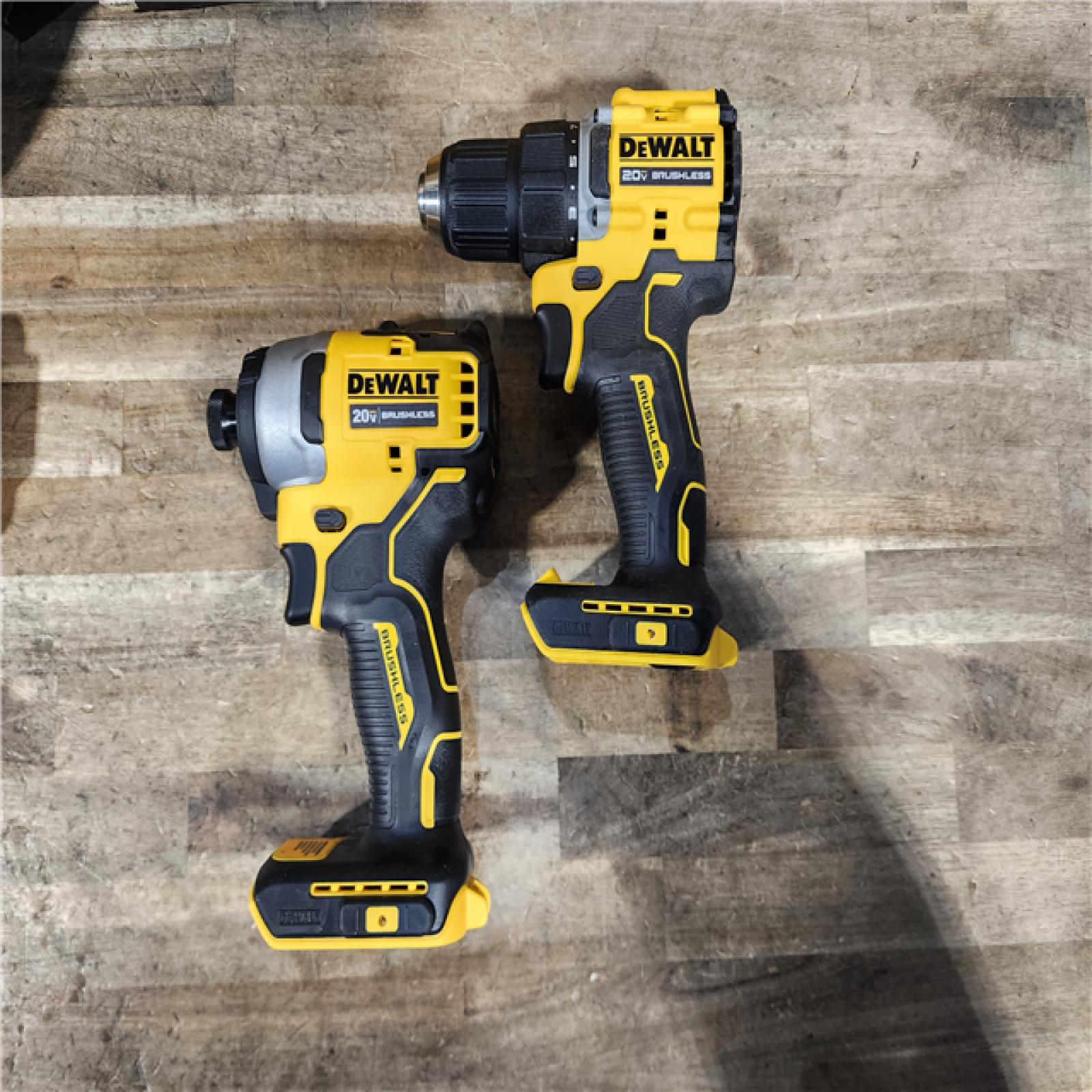 HOUSTON LOCATION - AS-IS Dewalt DCK225D2 20V MAX ATOMIC Brushless Compact Lithium-Ion 1/2 in. Cordless Drill Driver and 1/4 in. Impact Driver Combo Kit with 2 Batteries 2 Ah