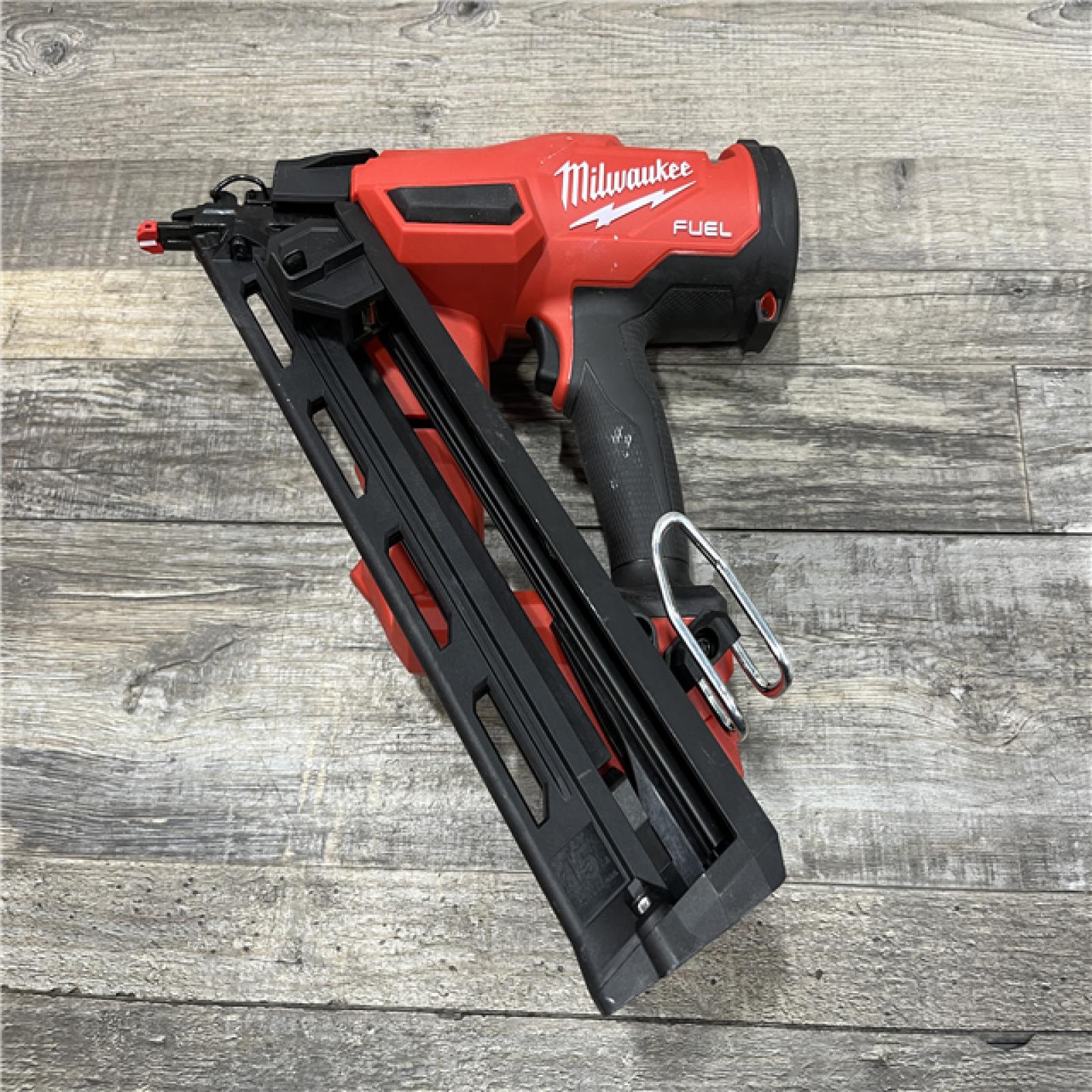 AS-IS Milwaukee FUEL 18-Volt Lithium-Ion Brushless Cordless Gen II 15-Gauge Angled Finish Nailer (Tool-Only)