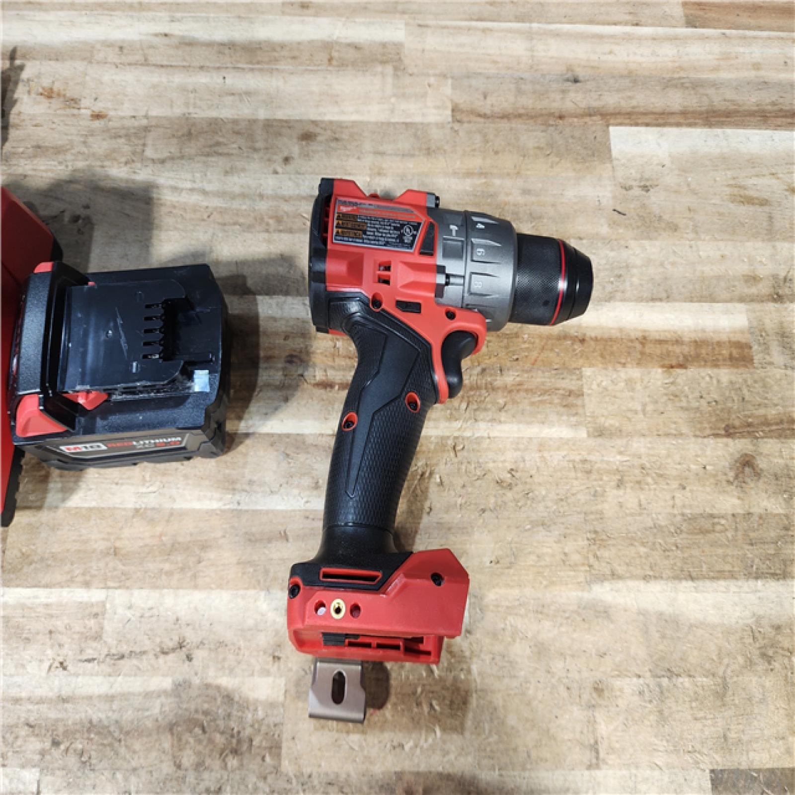 HOUSTON LOCATION - AS - IS Milwaukee FUEL 18V Lithium-Ion Brushless Cordless 1/2 in. Hammer Drill Driver Kit