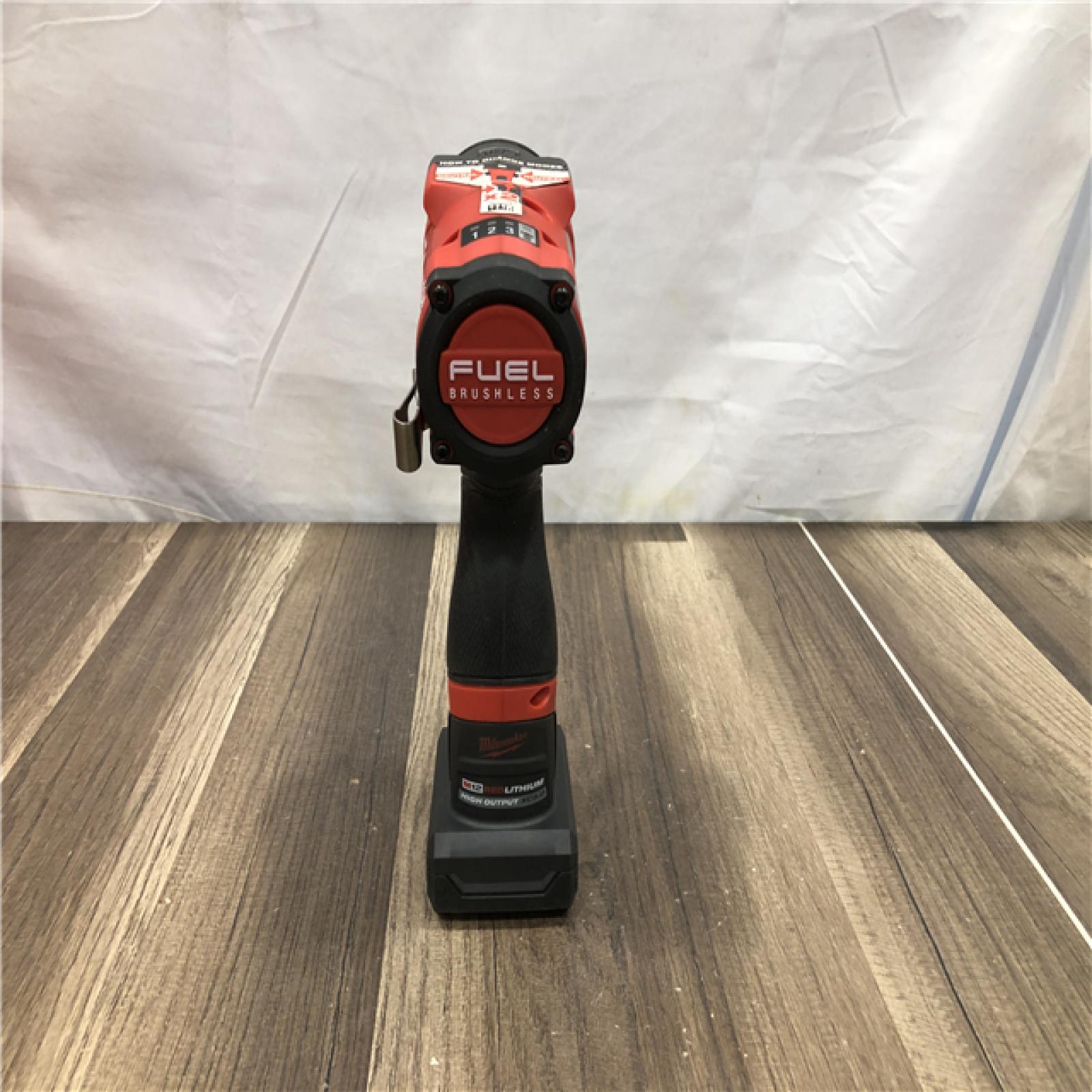AS-IS Milwaukee FUEL 12V Li-Ion Brushless Cordless Stubby 3/8 in. Impact Wrench Kit