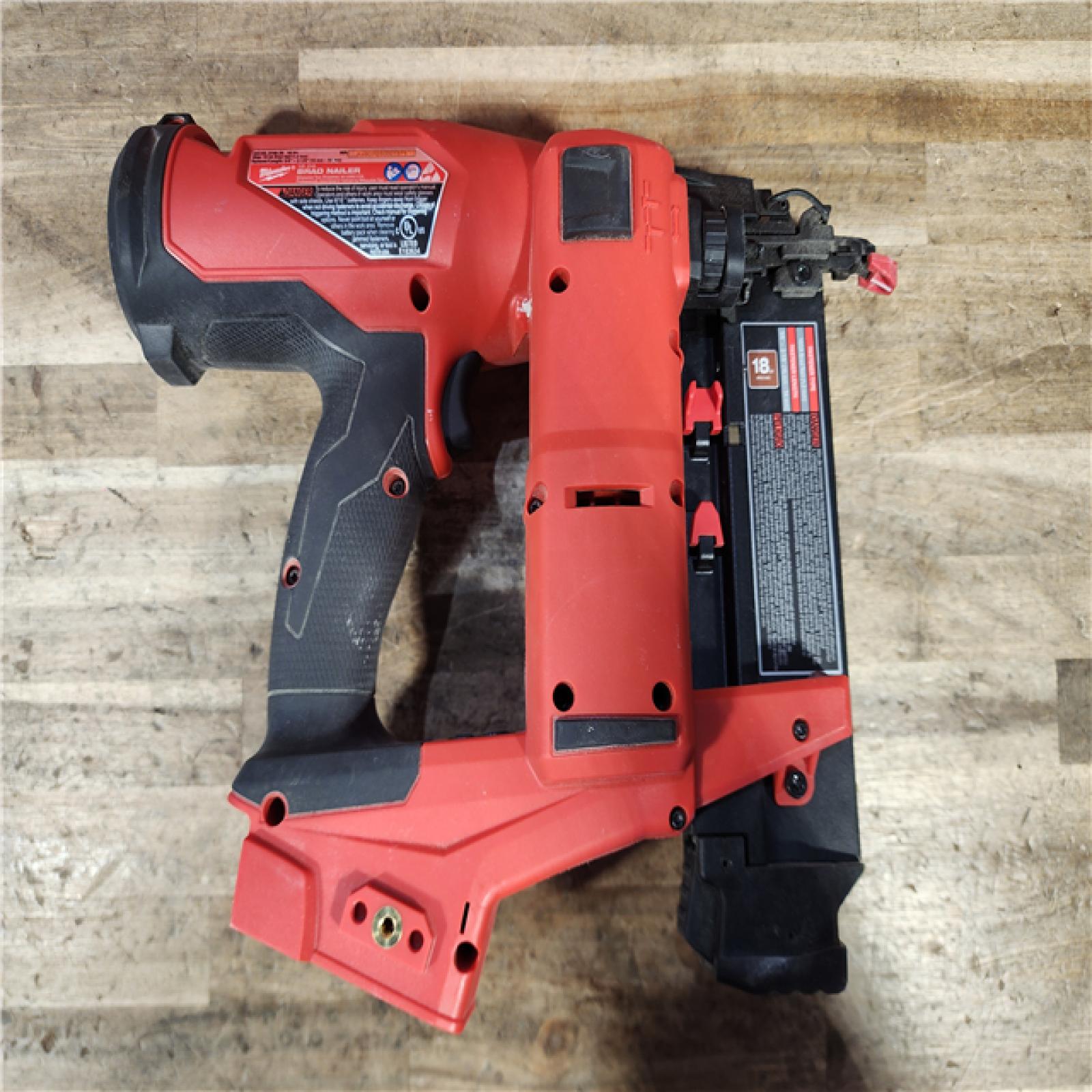 HOUSTON LOCATION - AS-IS Milwaukee FUEL 18-Volt Lithium-Ion Brushless Cordless Gen II 18-Gauge Brad Nailer (Tool-Only)