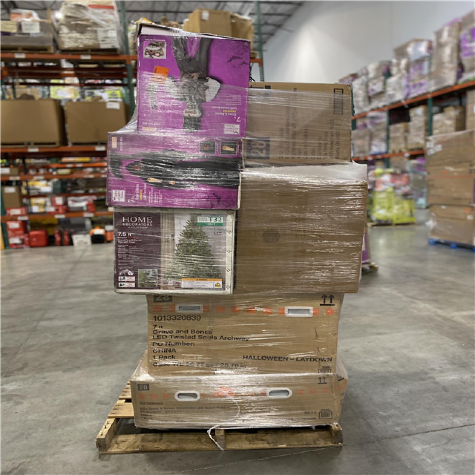 Dallas Location - Holiday Pallet