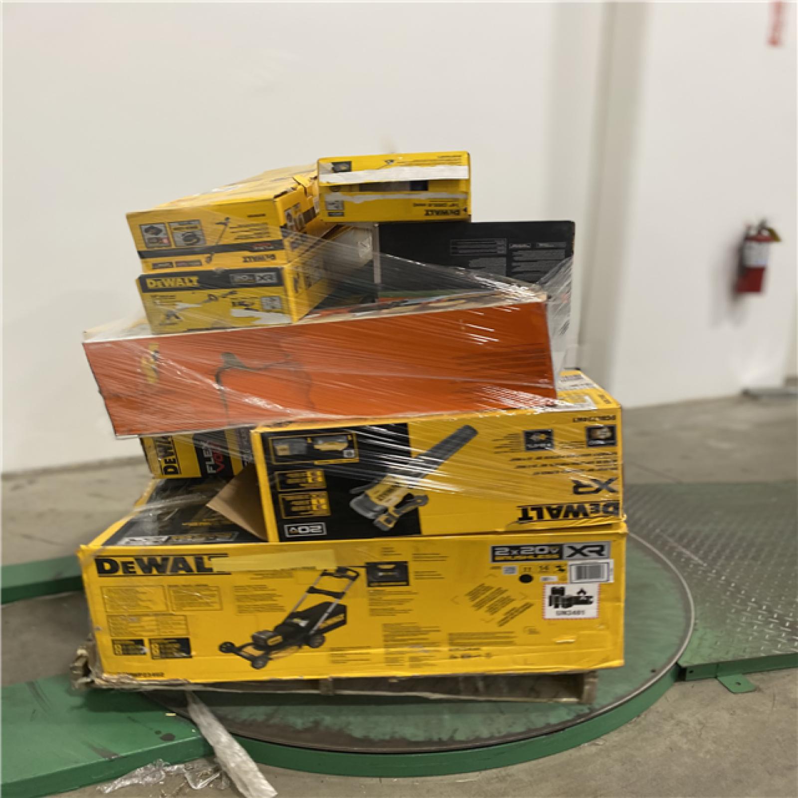Dallas Location - As-Is Tool Pallet