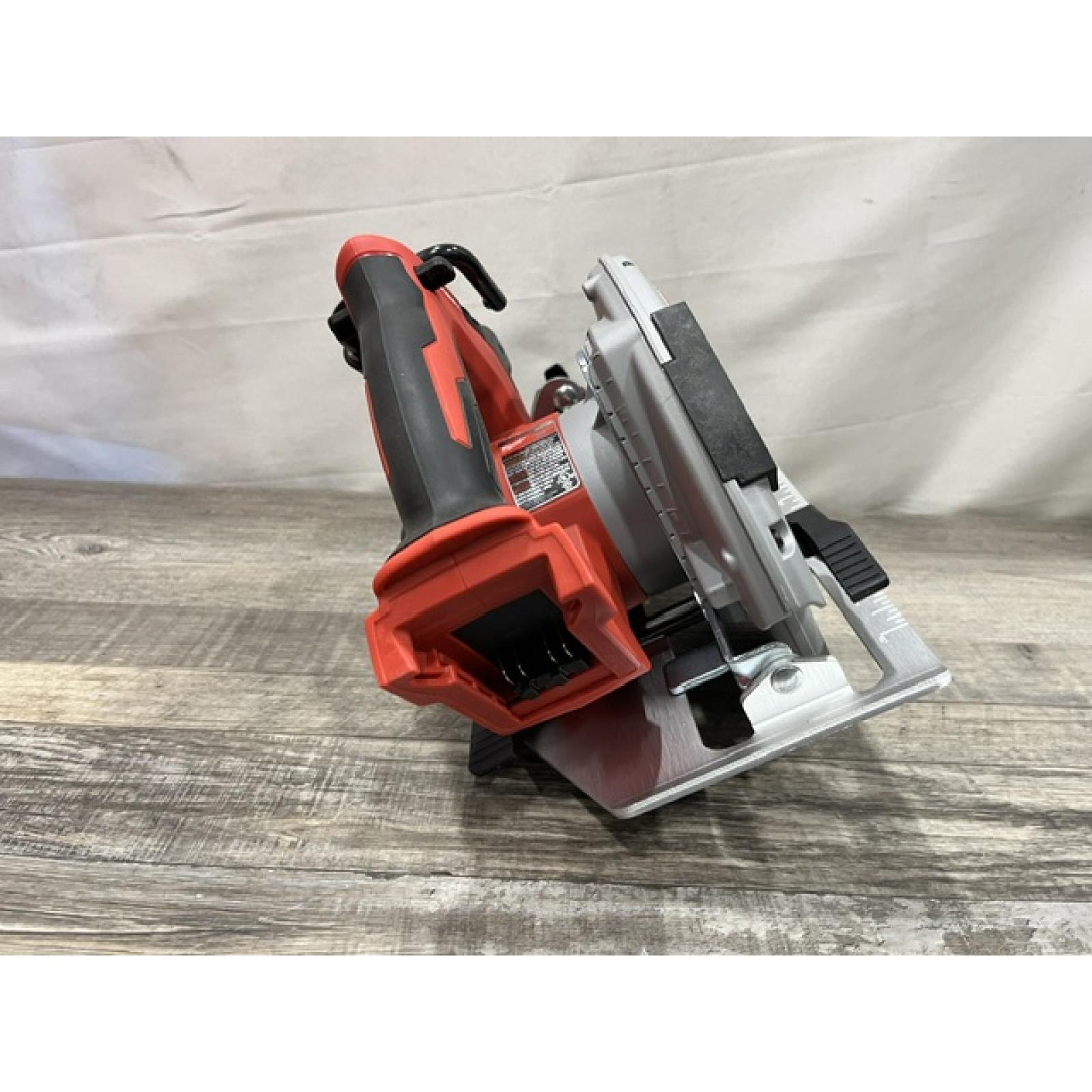 AS-IS Milwaukee 18V Lithium-Ion Brushless Cordless 7-1/4 in. Circular Saw (Tool-Only)