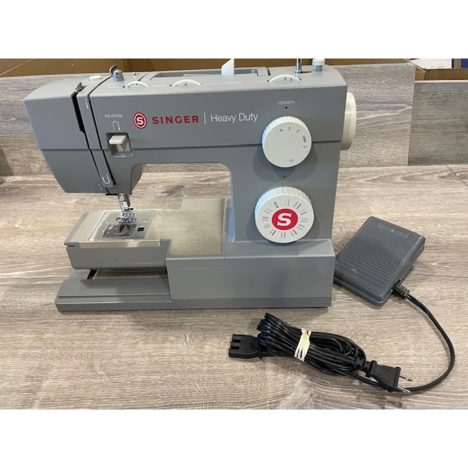AS-IS SINGER® Heavy Duty 44S Sewing Machine