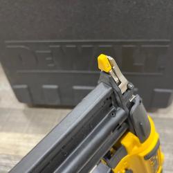 AS-IS DEWALT 18-Gauge Pneumatic Brad Nailer