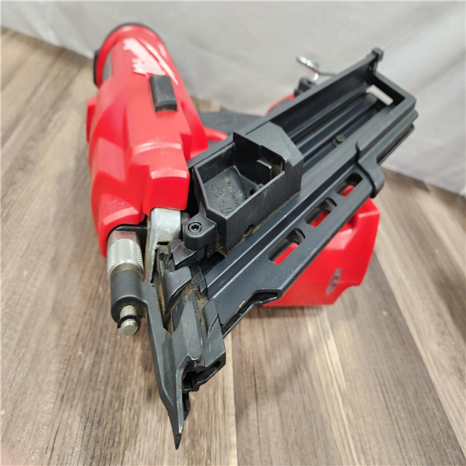 AS-IS- Milwaukee M18 FUEL 30 Degree Framing Nailer (TOOL ONLY)