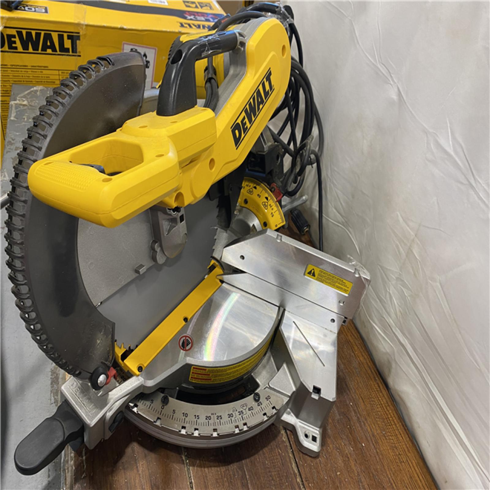 AS-IS DeWalt 15 Amp Corded 12 in. Compound Double Bevel Miter Saw