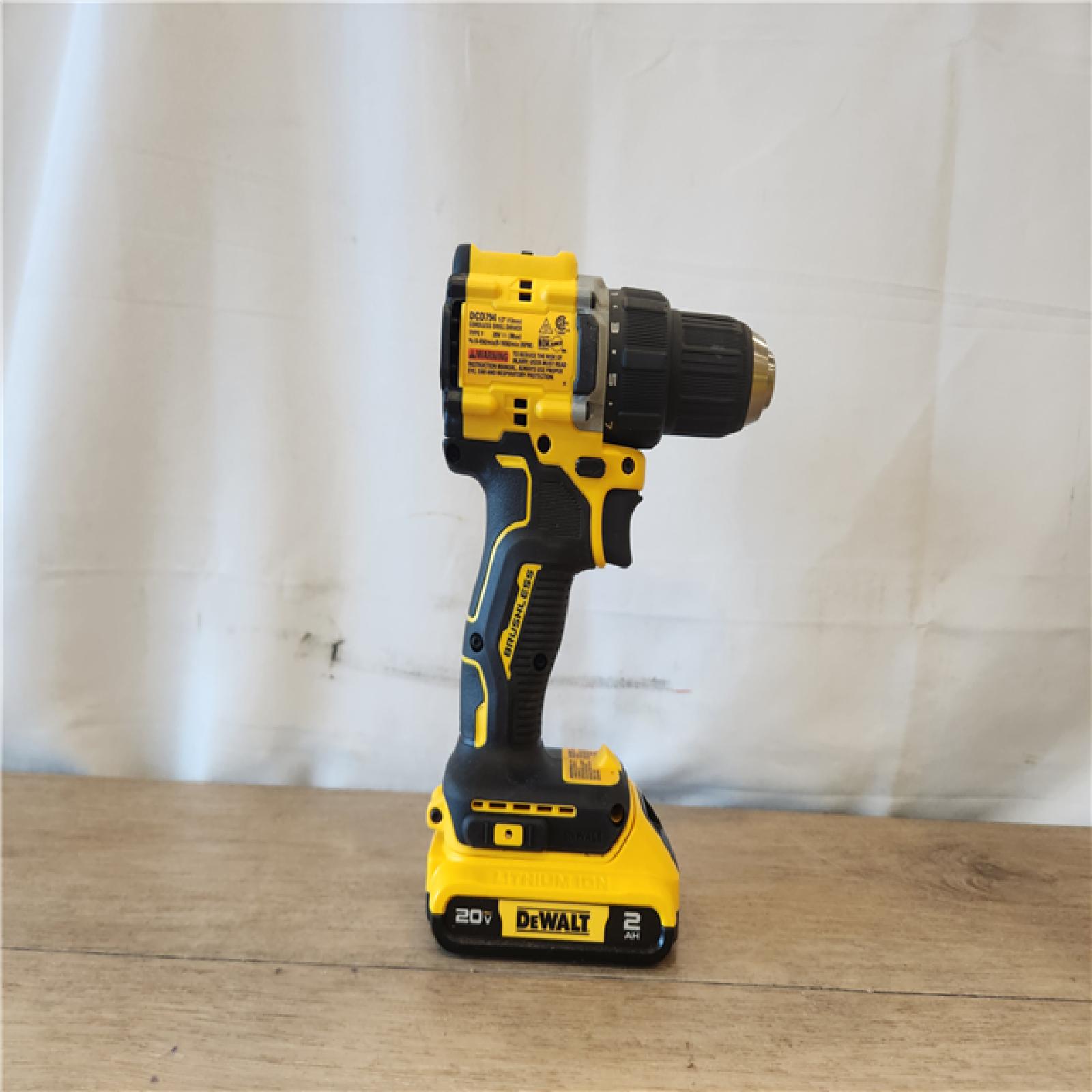 AS-IS- DEWALT 20V  Cordless.5 in Drill Driver  2 Ah
