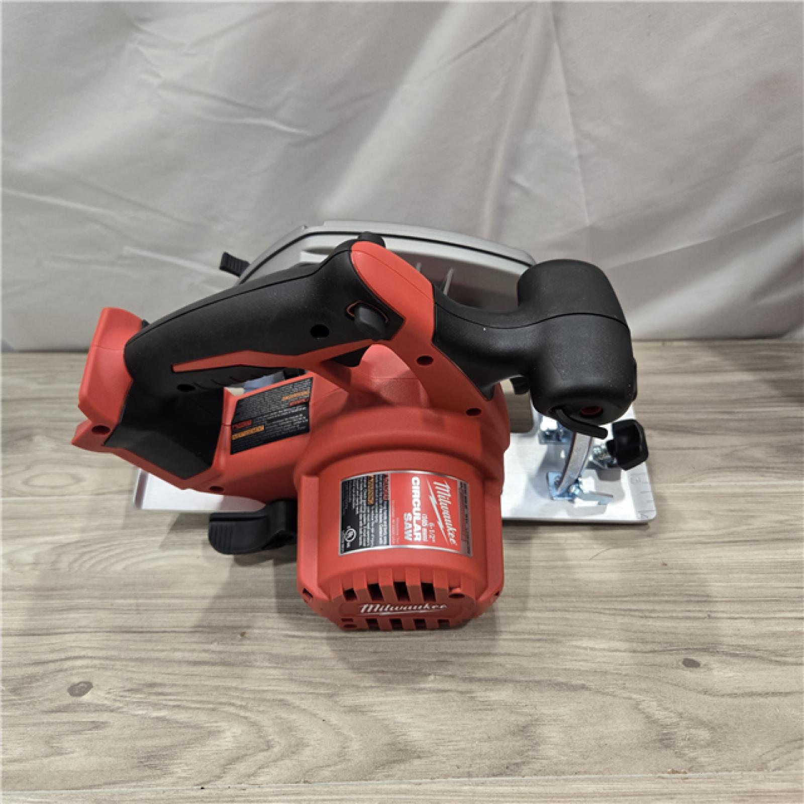 AS-IS Milwaukee 2630-20 M18 Cordless 6-1/2 Circular Saw (Bare Tool Only)