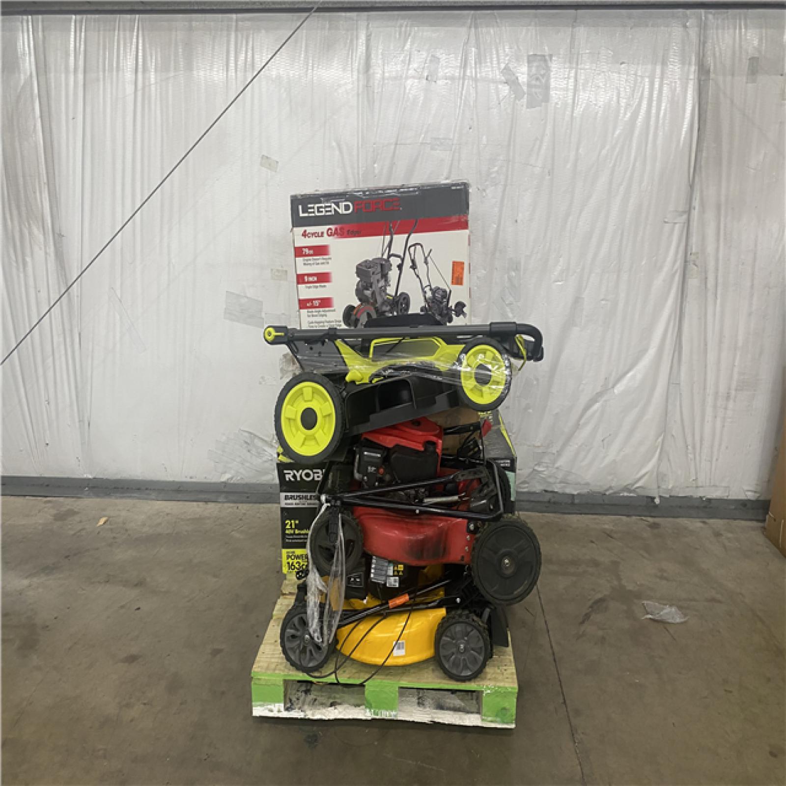 Houston Location - AS-IS Outdoor Pallet