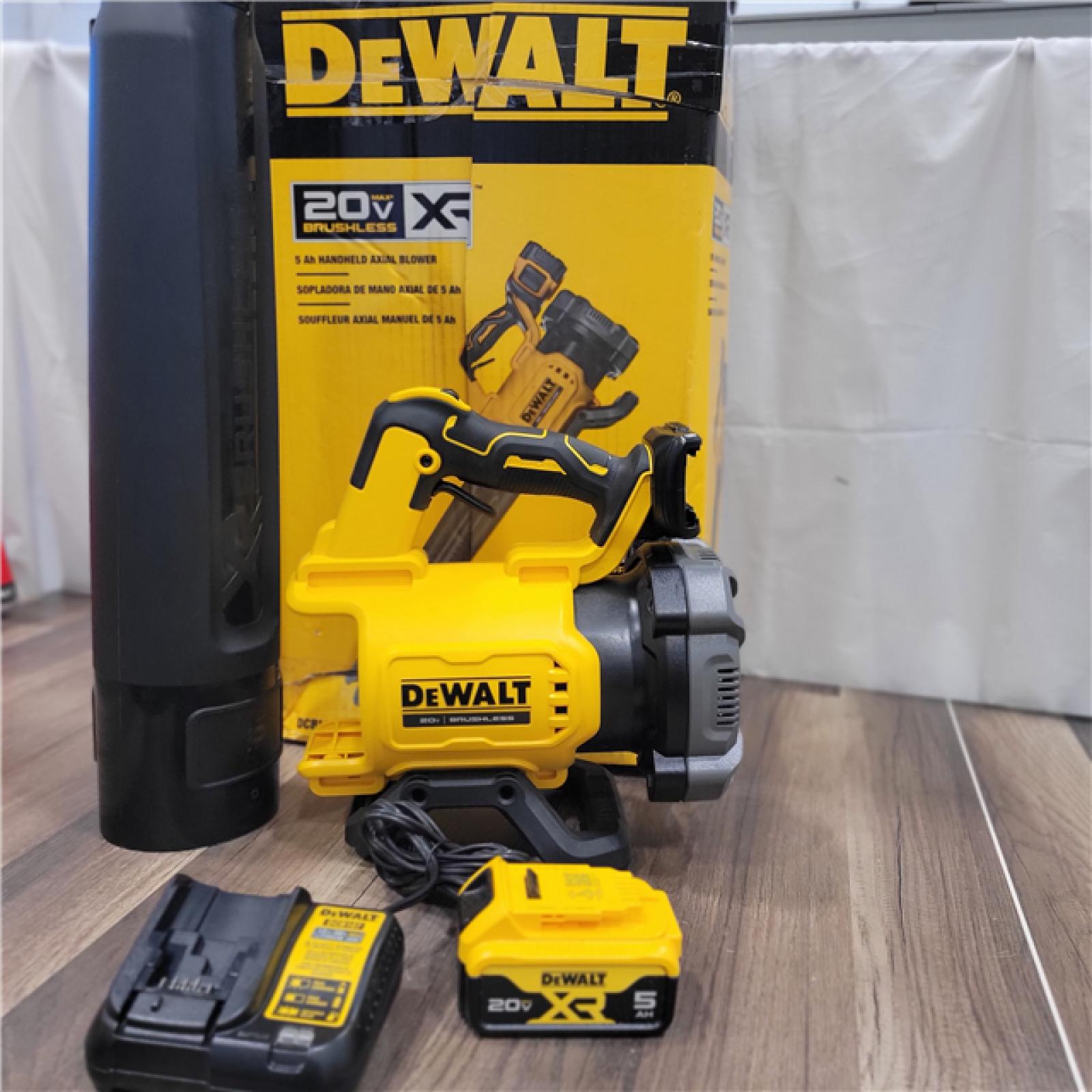 AS-IS   DEWALT 20V MAX* XR Brushless Cordless Handheld Blower Kit