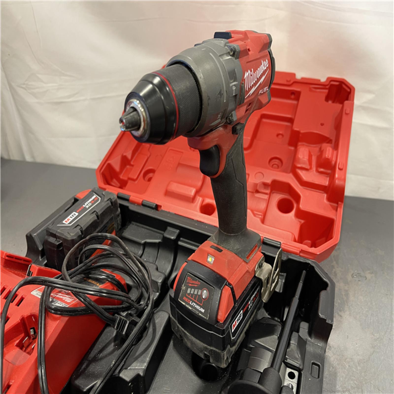 AS-IS - Milwaukee M18 FUEL 18V Lithium-Ion Brushless Cordless 1/2 in. Hammer Drill Driver Kit