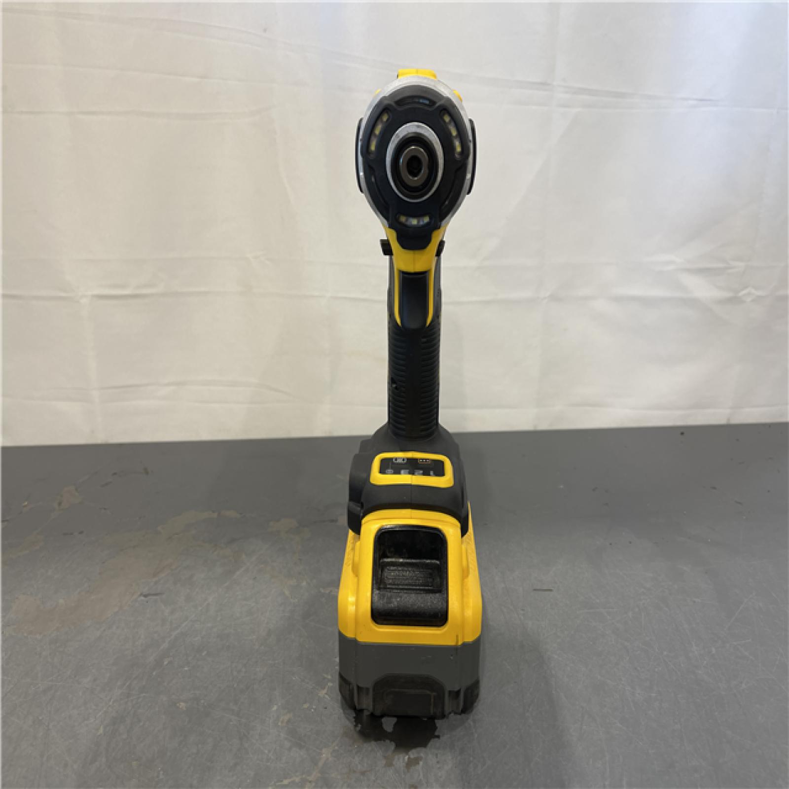 AS-IS - DeWalt 20V MAX Lithium-Ion Cordless 1/4 in. Impact Driver Kit