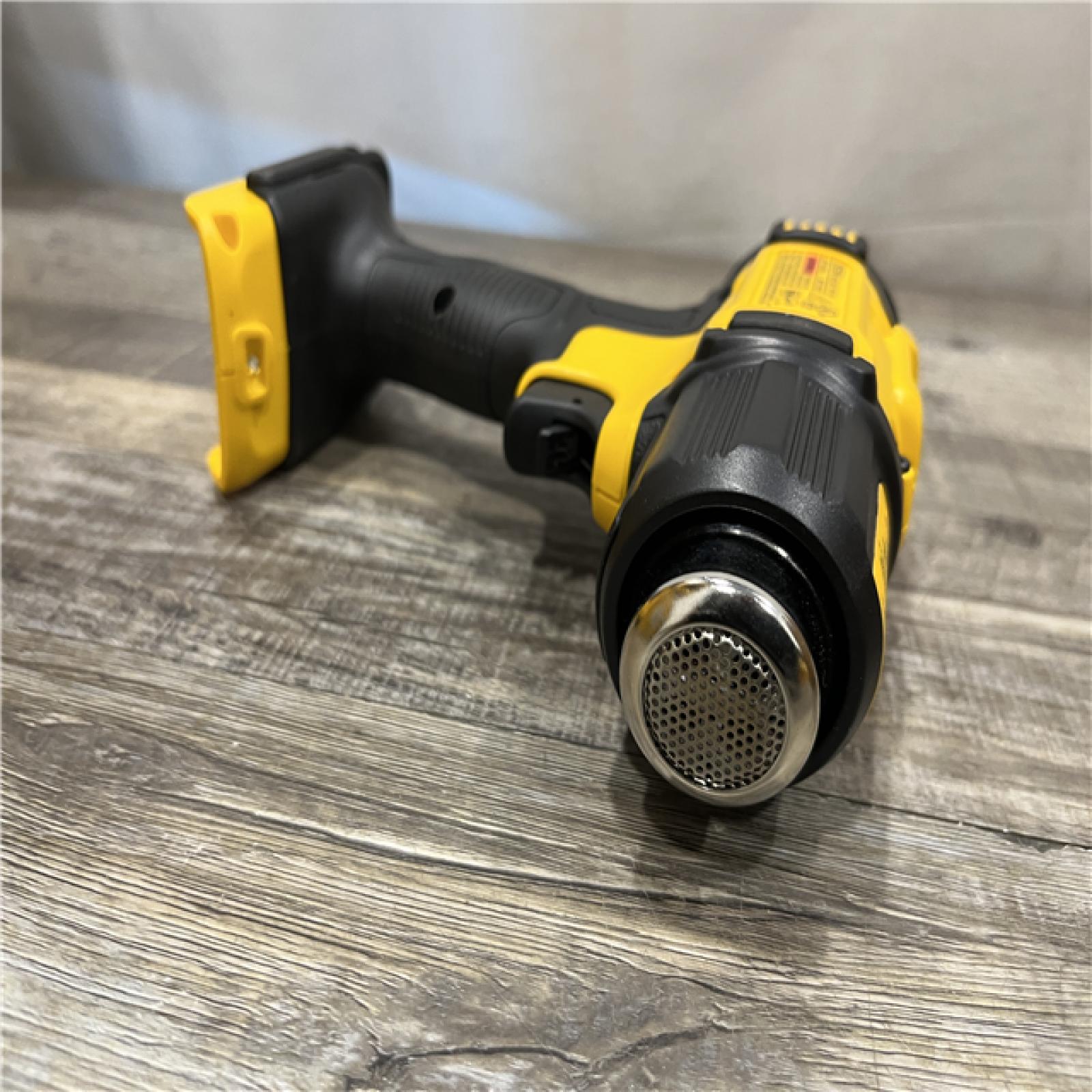 AS-IS DEWALT 20V MAX Cordless Compact Heat Gun with Flat and Hook Nozzle Attachments