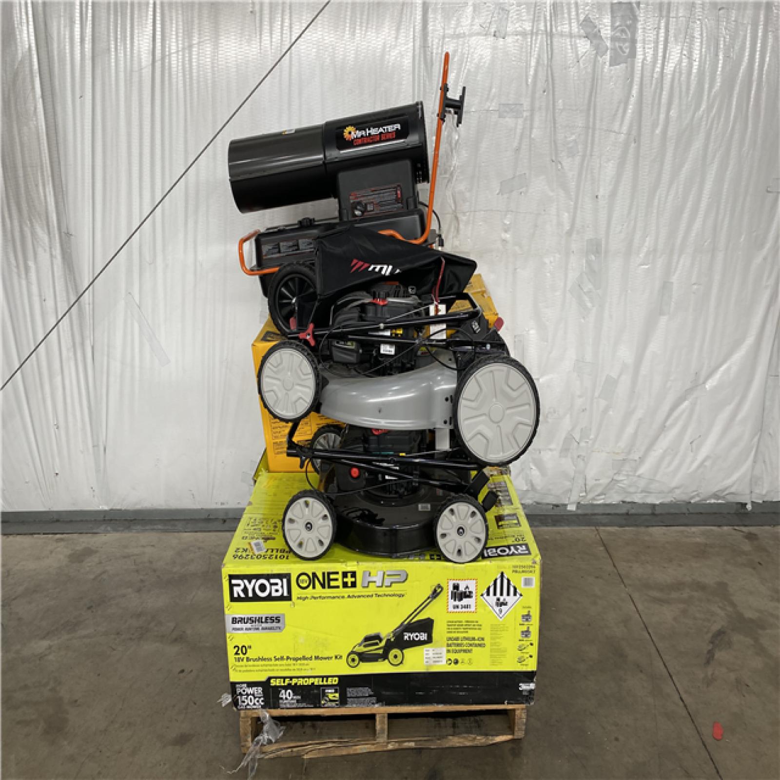 Houston Location - AS-IS Outdoor Pallet