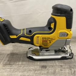 AS-IS DEWALT 20V MAX XR Cordless Barrel Grip Jigsaw (Tool Only)
