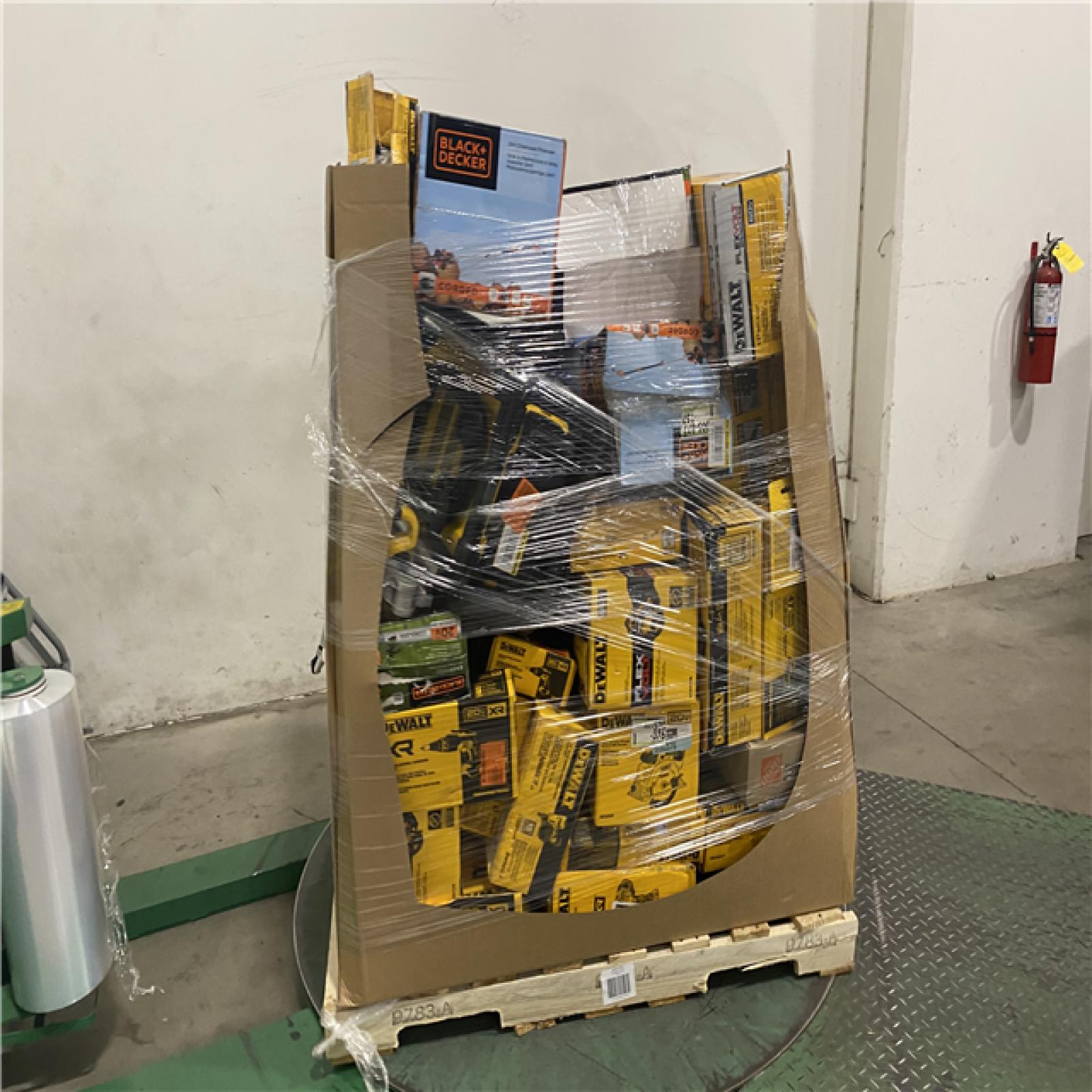 Dallas Location - As-Is DEWALT Tool Pallet