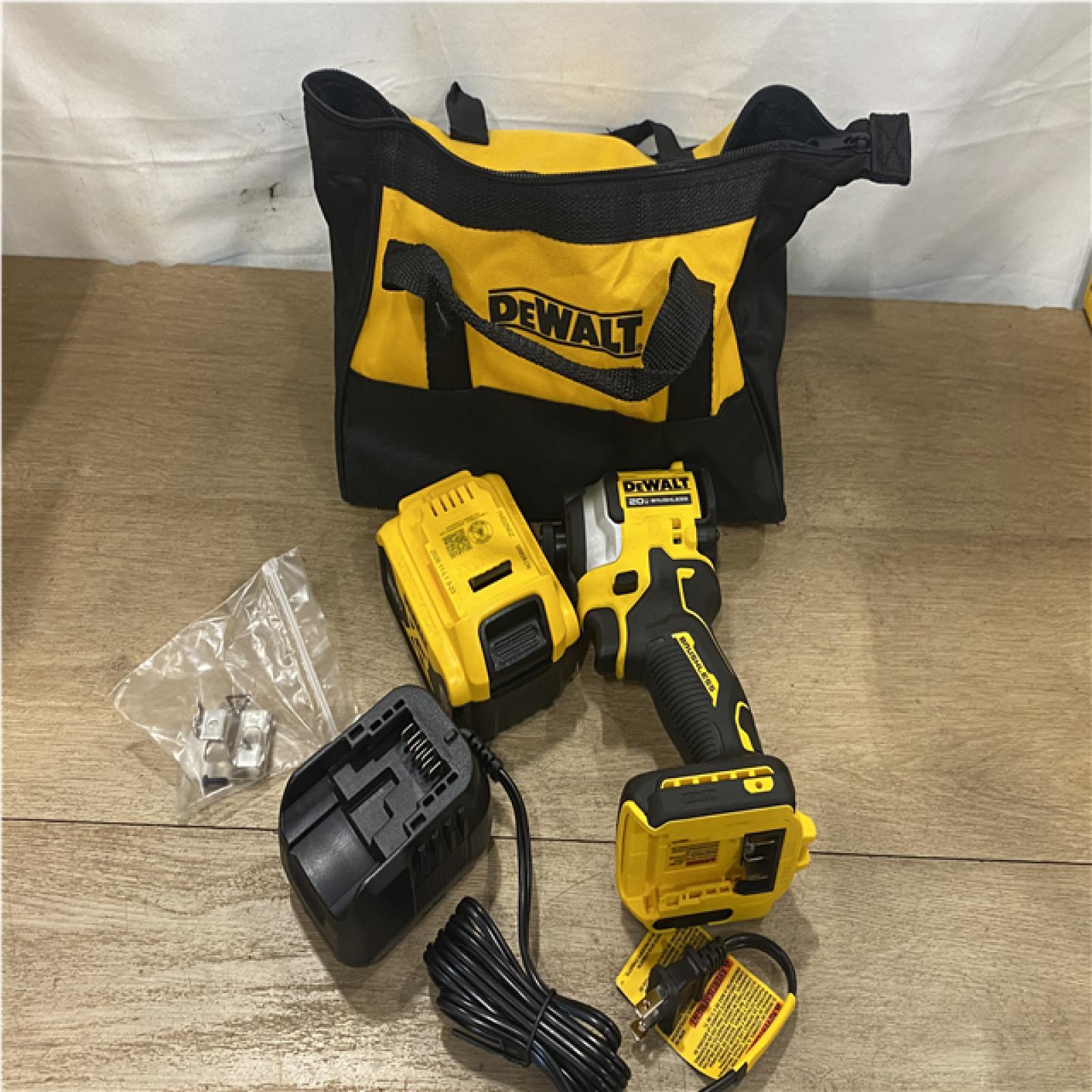 AS-IS DEWALT ATOMIC 20V MAX Lithium-Ion Cordless 1/4 in. Brushless Impact Driver Kit