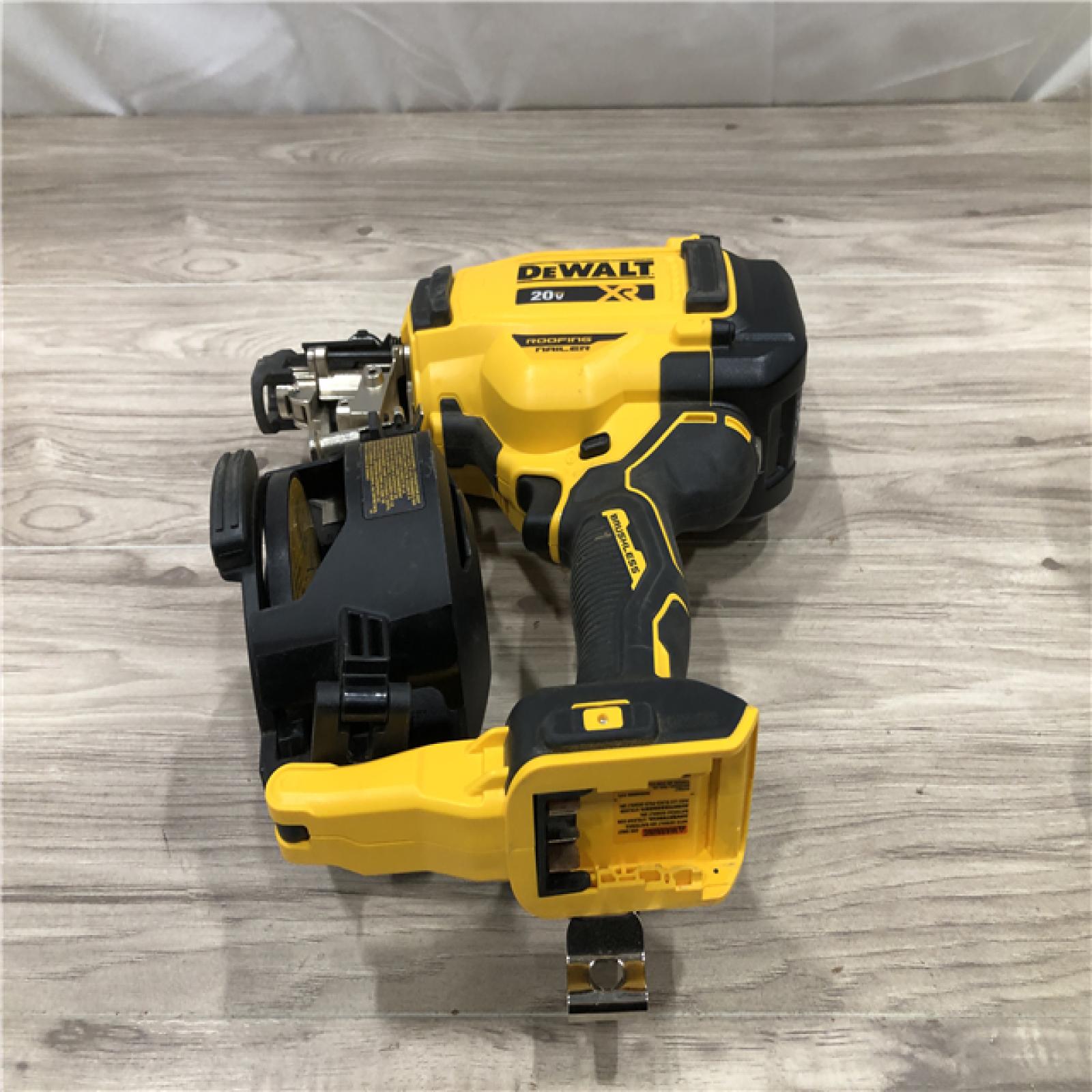 AS-IS DEWALT 20V MAX Lithium-Ion 15-Degree Electric Cordless Roofing Nailer Kit