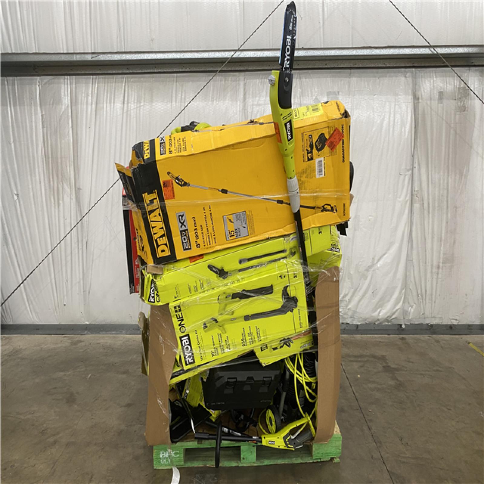 Houston Location AS IS - Tool Pallet