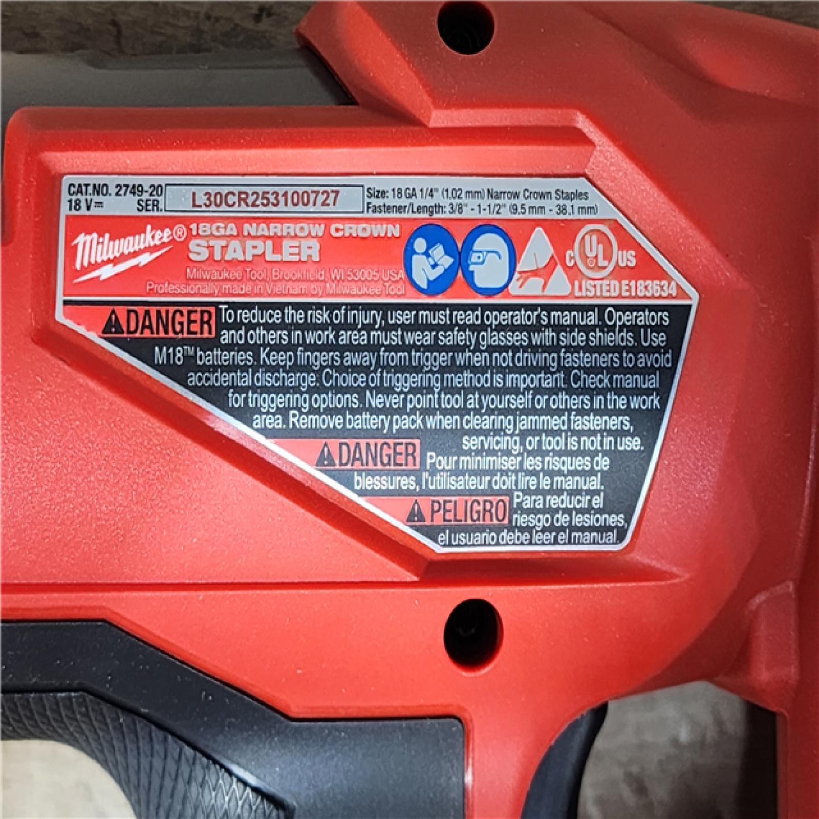 HOUSTON LOCATION - AS-IS Milwaukee FUEL 18-Volt Lithium-Ion Brushless Cordless 18-Gauge 1/4 in. Narrow Crown Stapler (Tool-Only)