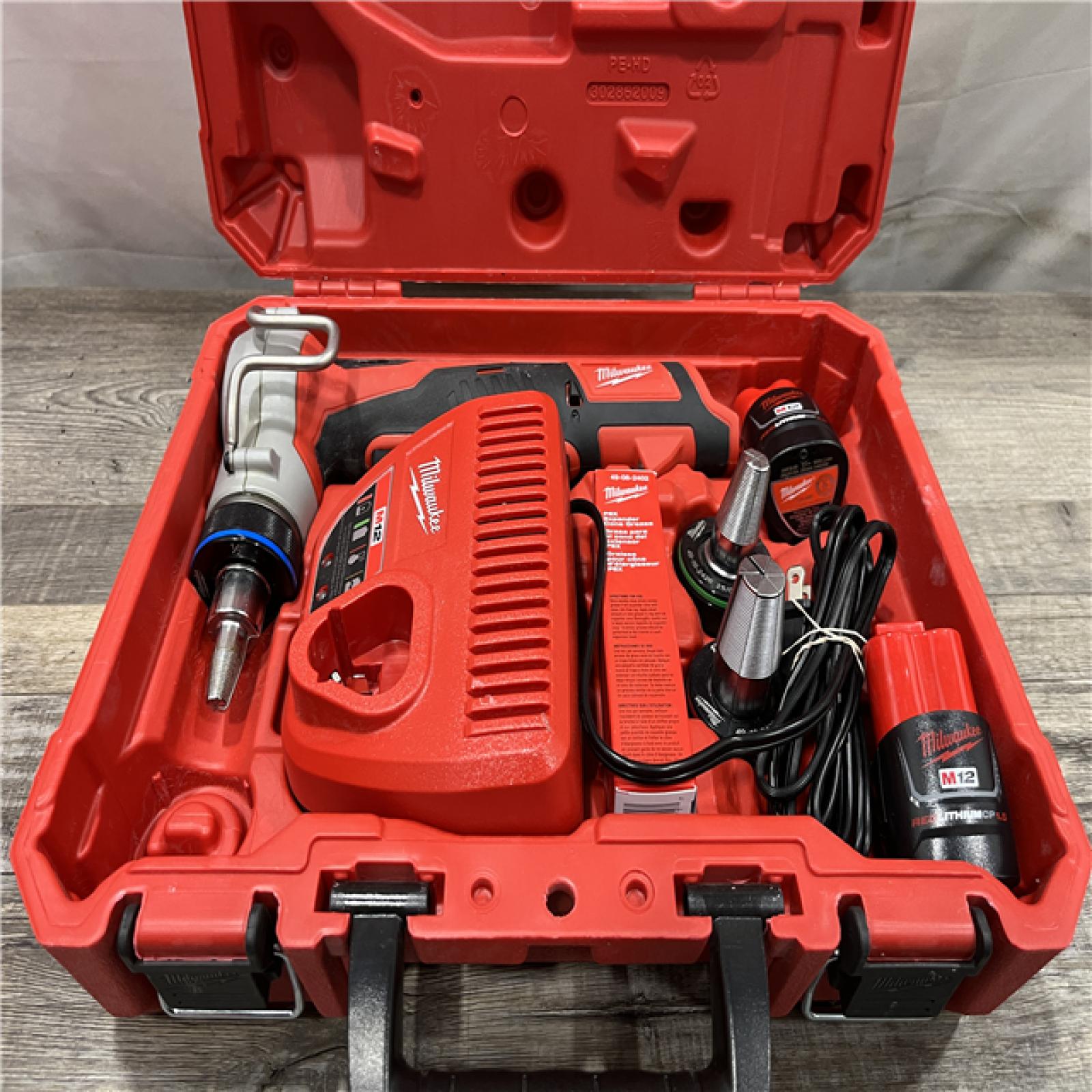 AS-IS Milwaukee Cordless PEX Expansion Tool Kit