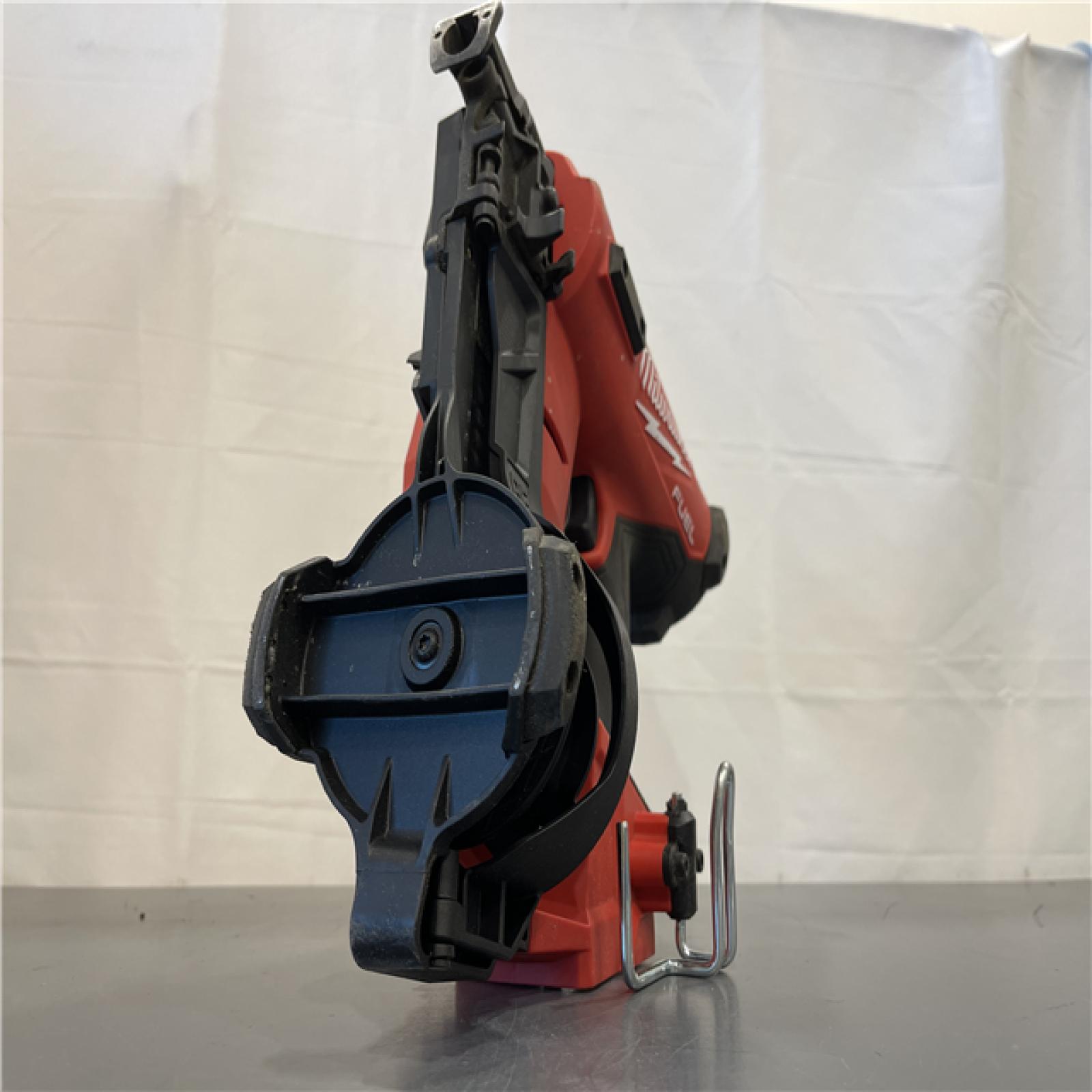 AS-IS - Milwaukee M18 FUEL Coil Roofing Nailer (TOOL ONLY)