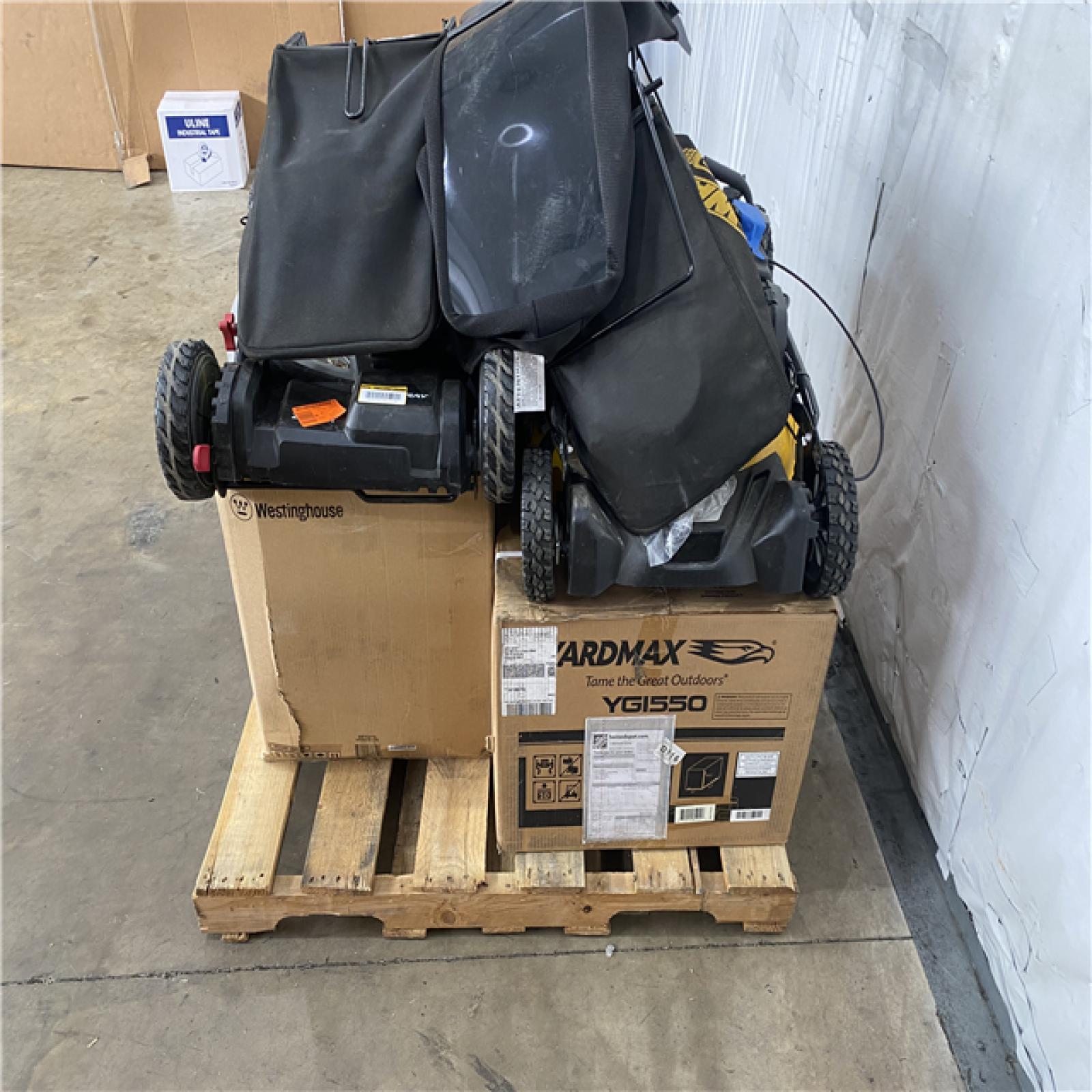 Houston Location AS IS - Outdoor Pallet