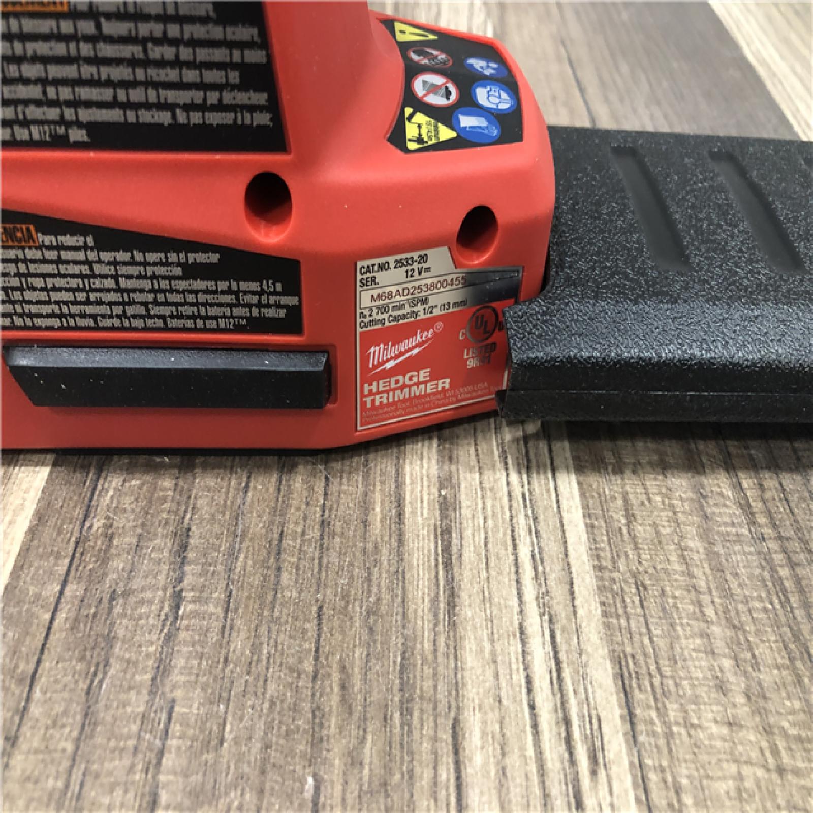 AS-IS Milwaukee M12 FUEL 8 in. 12V Lithium-Ion Brushless Cordless Hedge Trimmer Kit