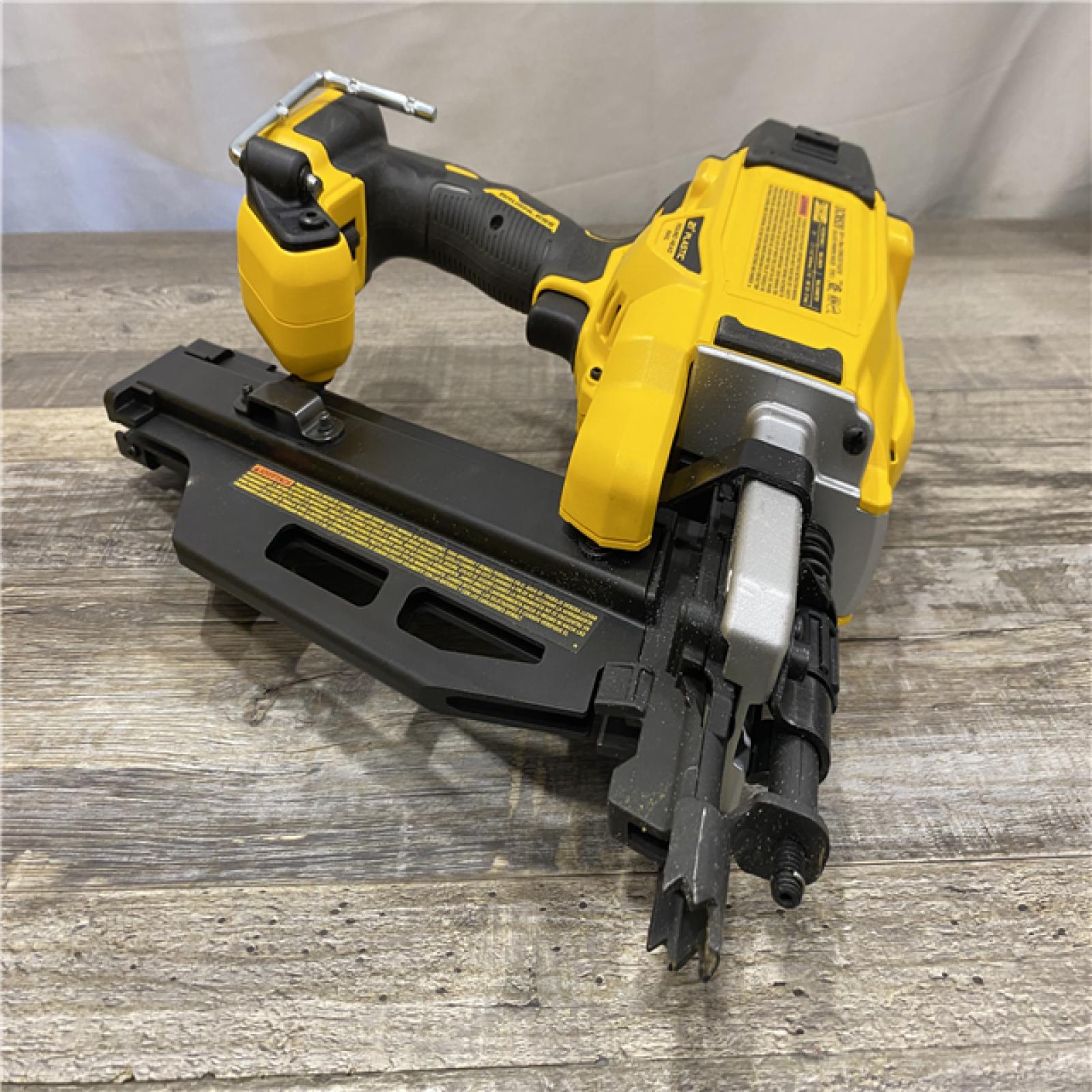 AS-IS DEWALT 20-Volt 21° Cordless Framing Nailer (Tool-Only)
