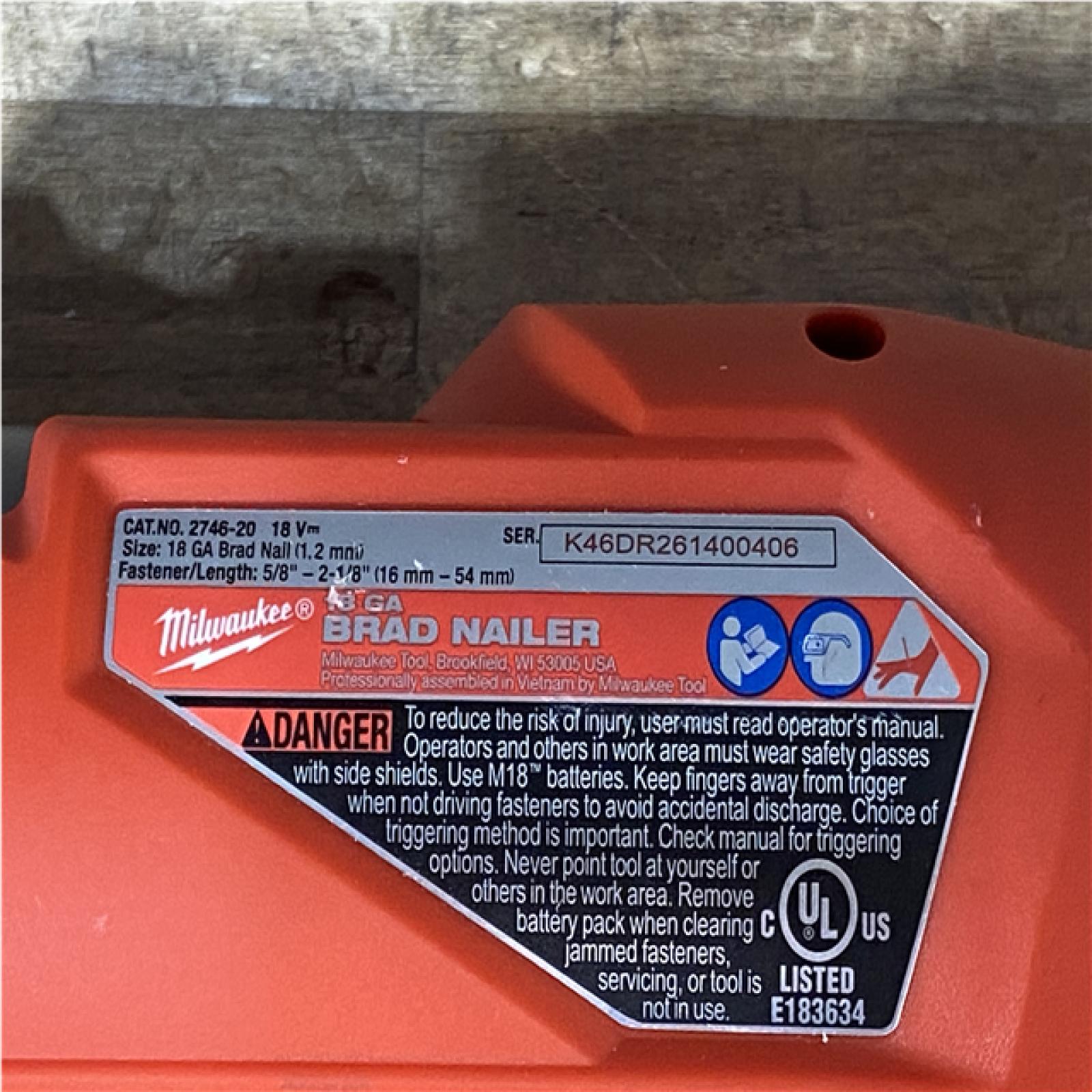 Houston Location AS-IS Milwaukee FUEL 18-Volt Lithium-Ion Brushless Cordless Gen II 18-Gauge Brad Nailer (Tool-Only)