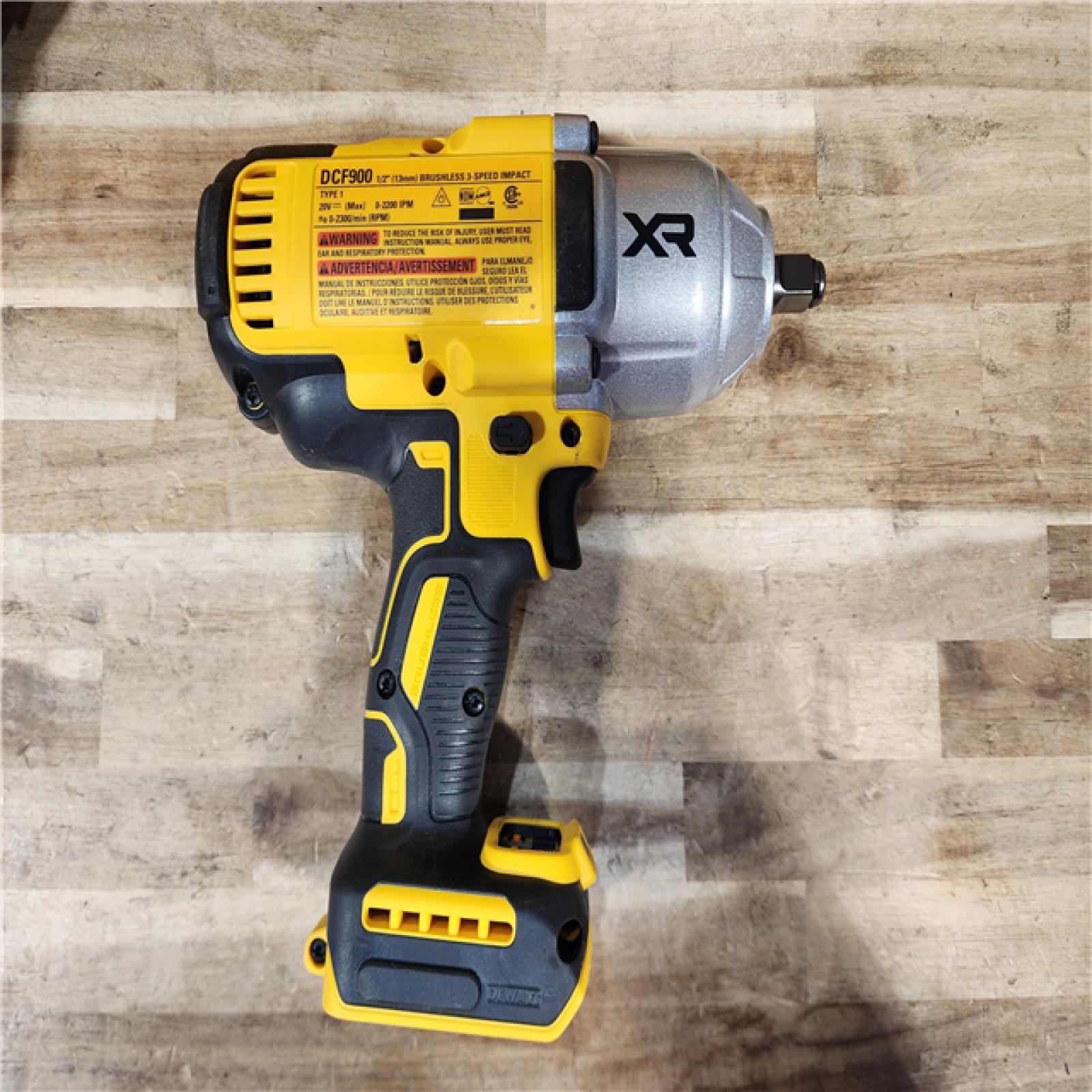 HOUSTON LOCATION - AS-IS DEWALT 20V MAX Lithium-Ion Cordless 1/2 in. Impact Wrench Kit