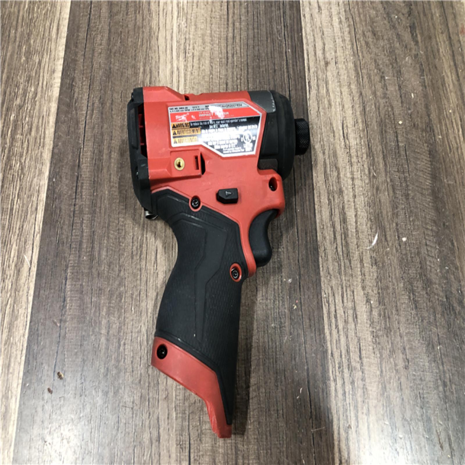 AS-IS Milwaukee M18 18V Lithium-Ion Cordless Oscillating Multi-Tool (Tool-Only)