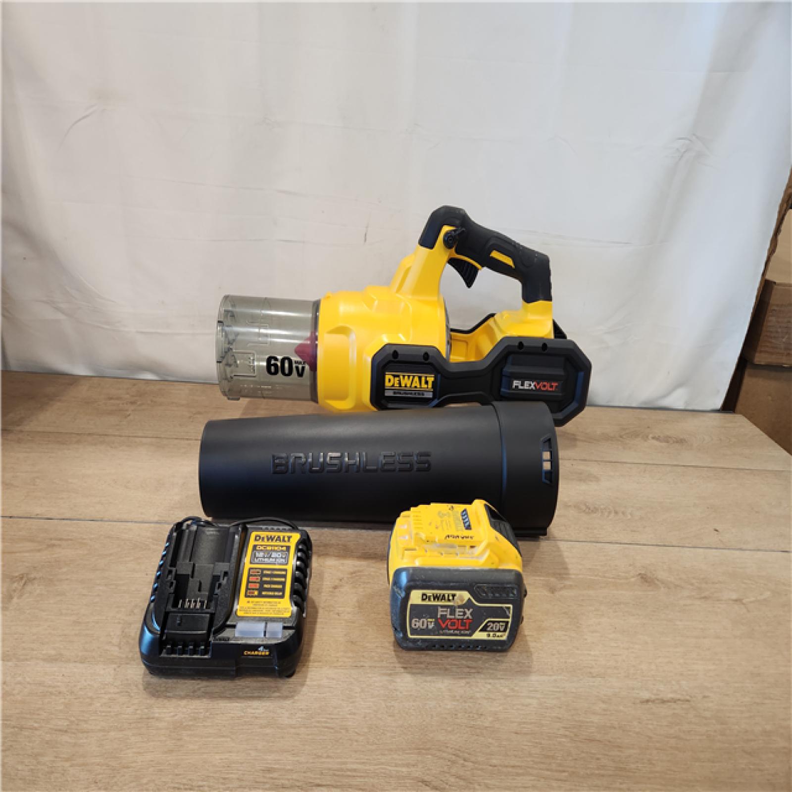 AS-IS- Black & Decker 257592 60V Axial Max Blower