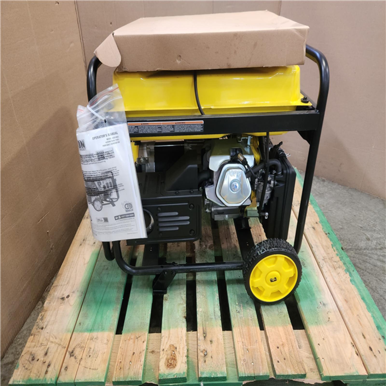 Phoenix Champion Power Equipment 7850/6250-Watt Recoil Start Gasoline and Propane Powered Dual Fuel Portable Generator with CO Shield