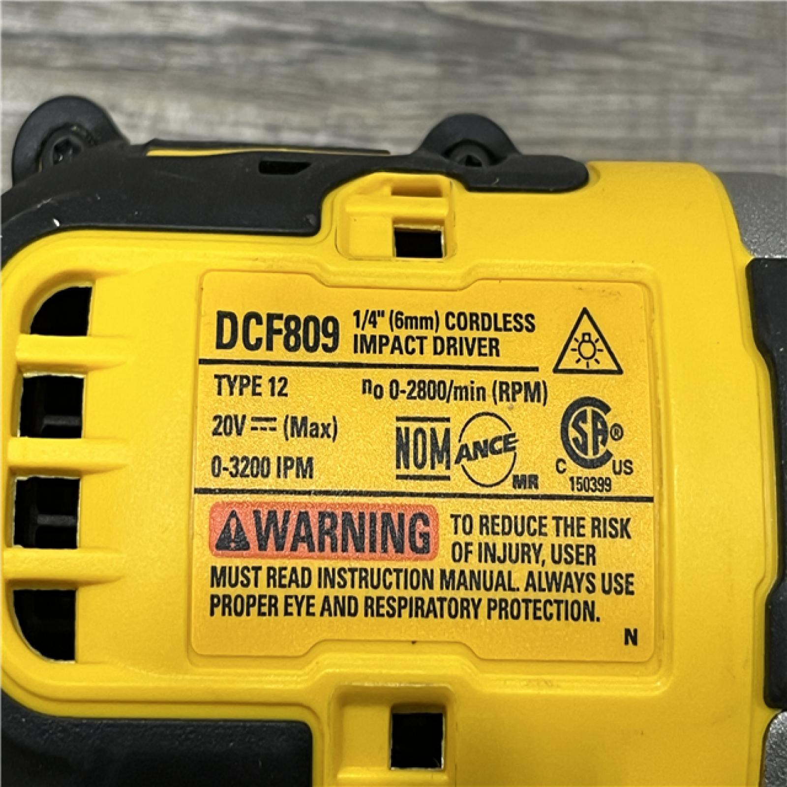 AS-IS DEWALT Atomic 20V Max Lithium-Ion Brushless Cordless Compact 1/4 in. Impact Driver Kit