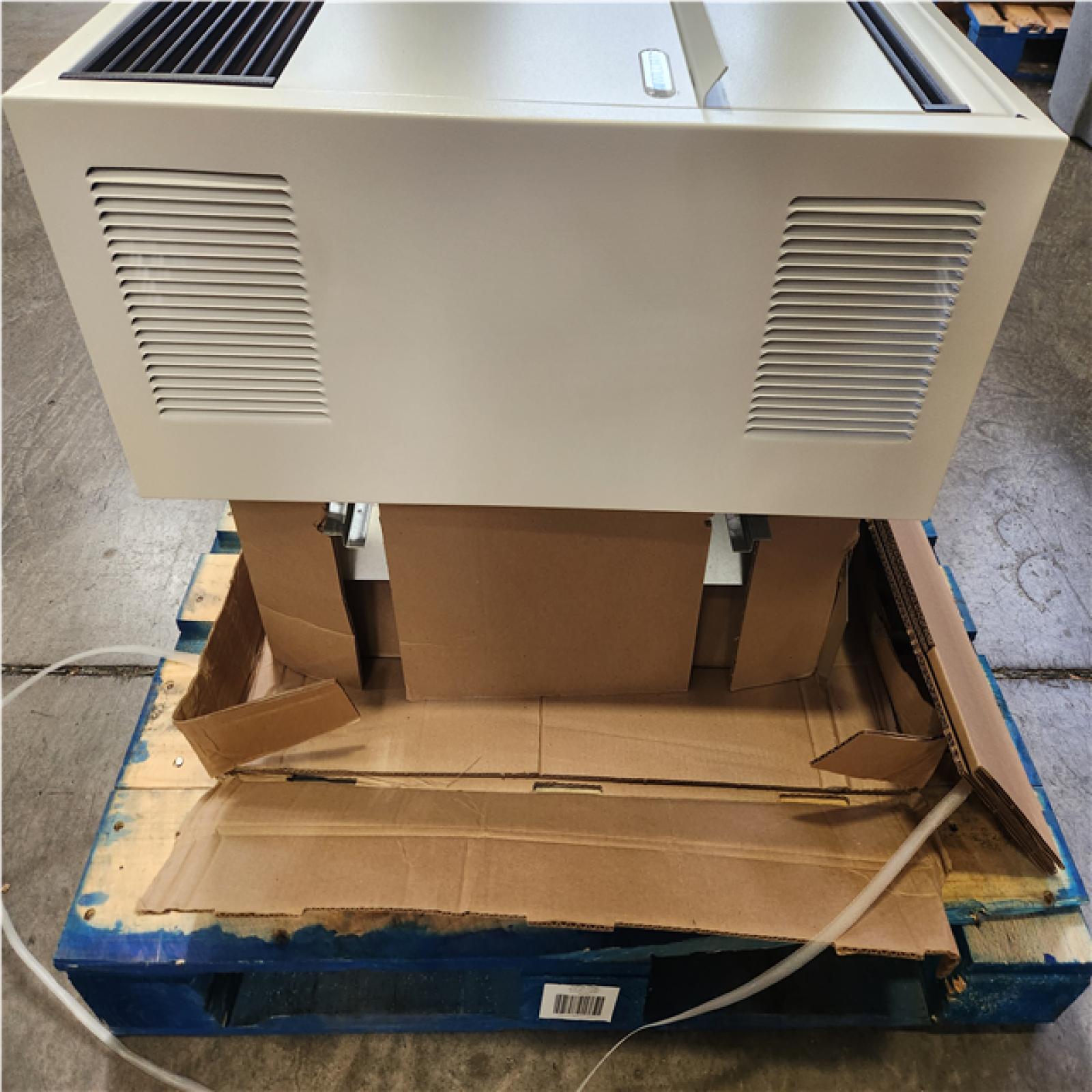 Phoenix NEW Williams Direct-Vent Gravity Wall Heater 30,000 BTU/HR, Liquid Propane