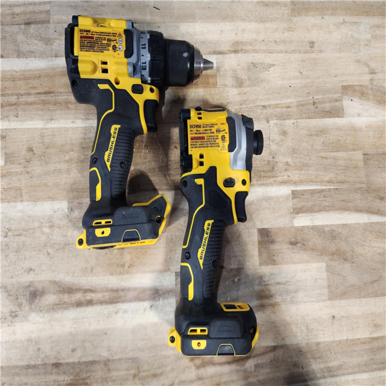 HOUSTON LOCATION - AS-IS DEWALT 2 TOOL COMBO KIT W/ (2) BATTERY & CHARGER