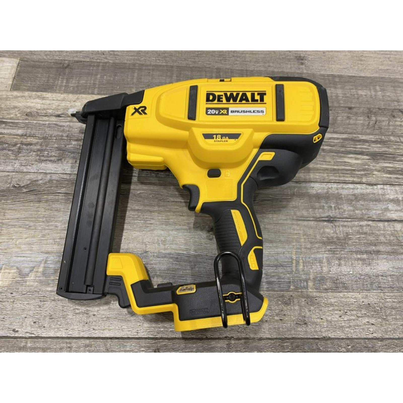 AS-IS DEWALT 20V MAX XR Lithium-Ion Cordless 18-Gauge Narrow Crown Stapler Kit