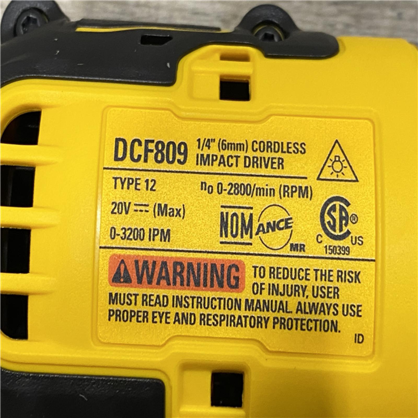 AS-IS EWALT Atomic 20V Max Lithium-Ion Brushless Cordless Compact 1/4 in. Impact Driver Kit