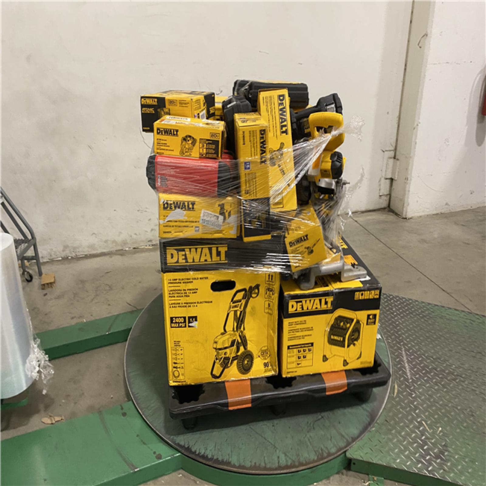 Dallas Location - As-Is DEWALT Tool Pallet