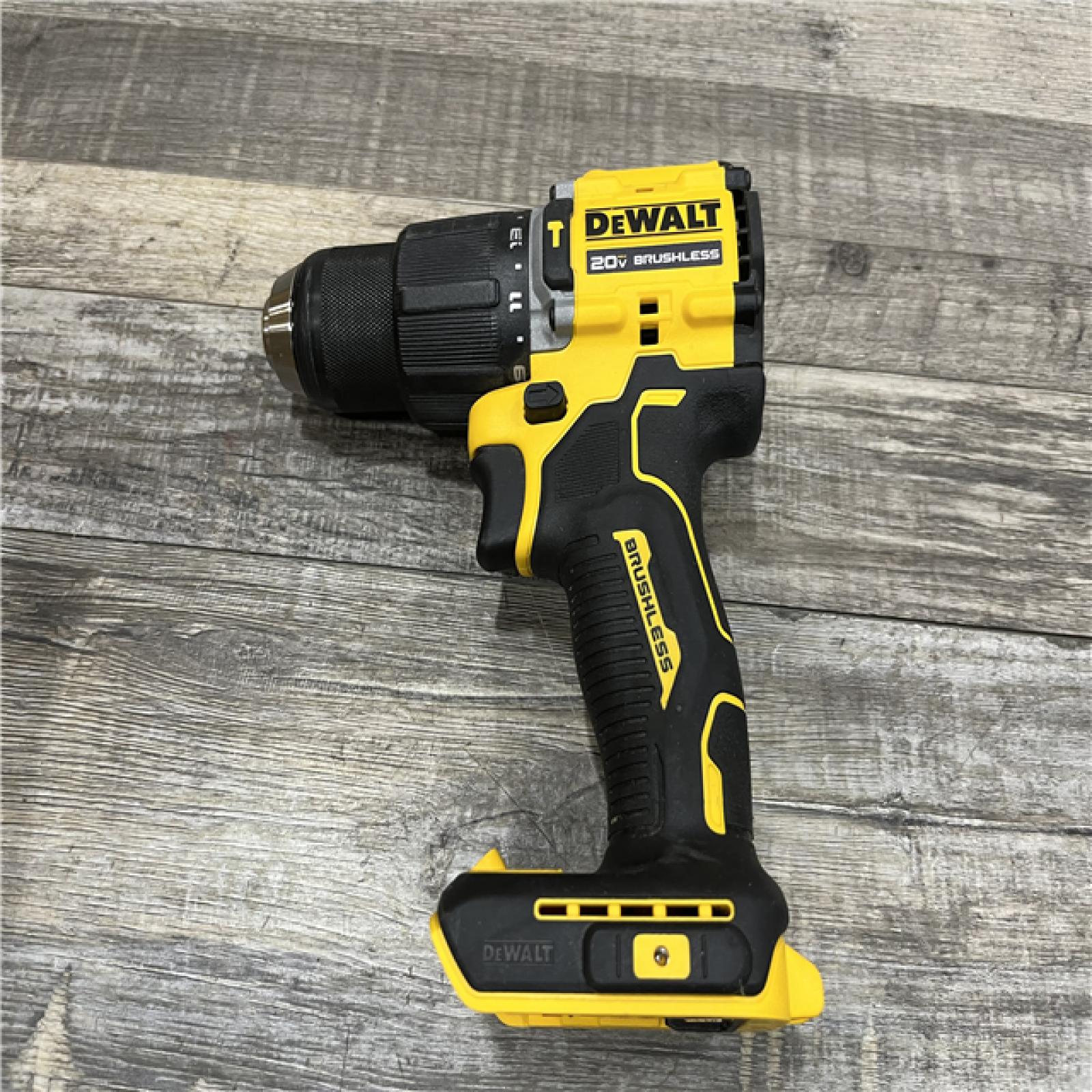 AS-IS DEWALT ATOMIC 20V Lithium-Ion Cordless 1/2 in. Hammer Drill Kit