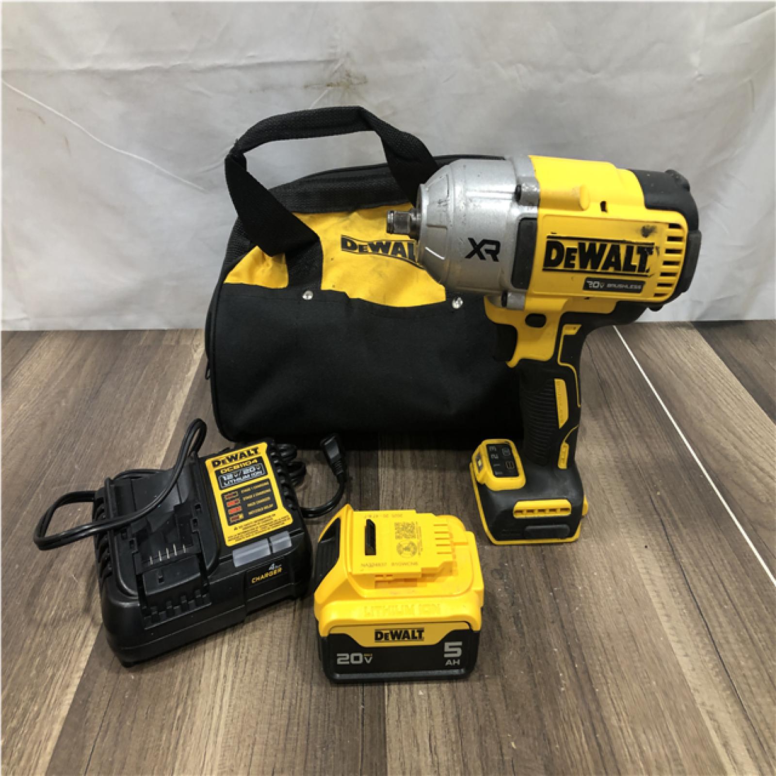 AS-IS DEWALT 20V MAX Lithium-Ion Cordless 1/2 in. Impact Wrench Kit