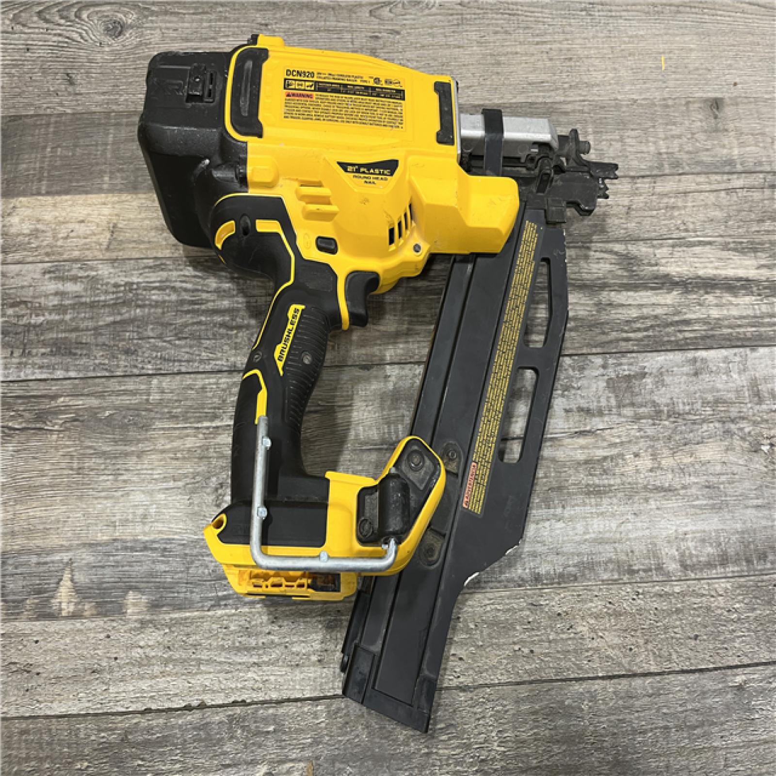 AS-IS DEWALT 20-Volt 21° Cordless Framing Nailer (Tool-Only)