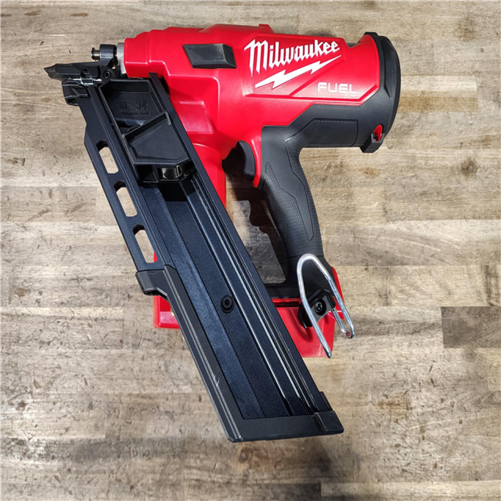 HOUSTON LOCATION - AS-IS (APPEARS LIKE NEW) Milwaukee M18 FUEL 30 Degree Framing Nailer (TOOL ONLY)